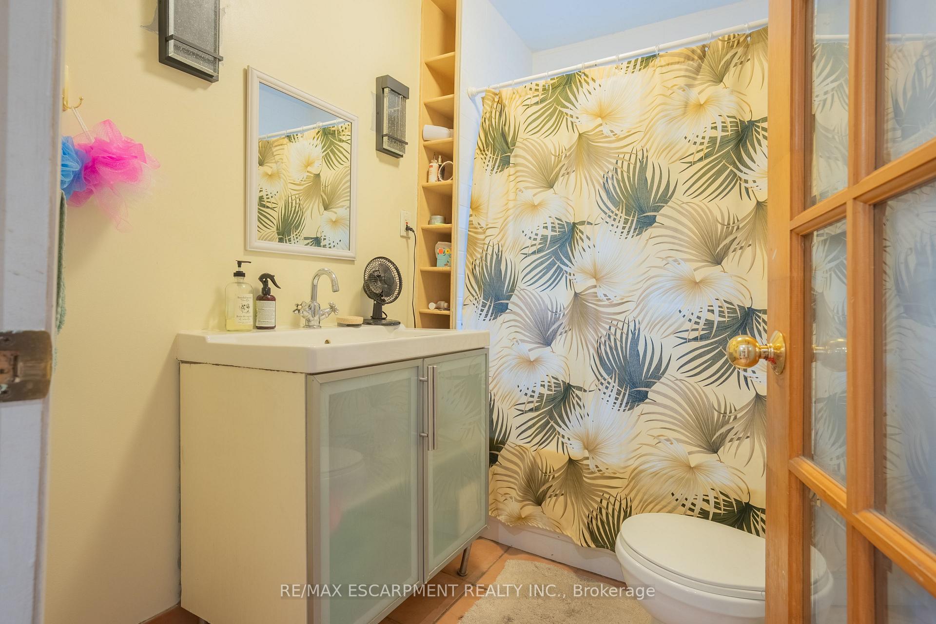 Photo 10 of 175 Burris Street, Hamilton, St. Clair — HOMEH