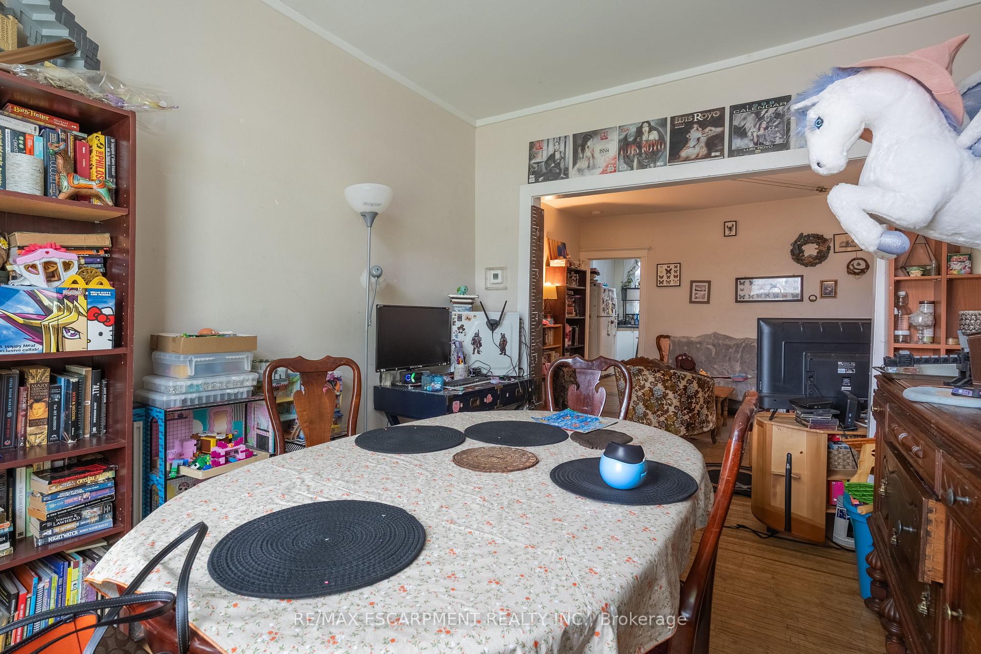 Photo 41 of 175 Burris Street, Hamilton, St. Clair — HOMEH