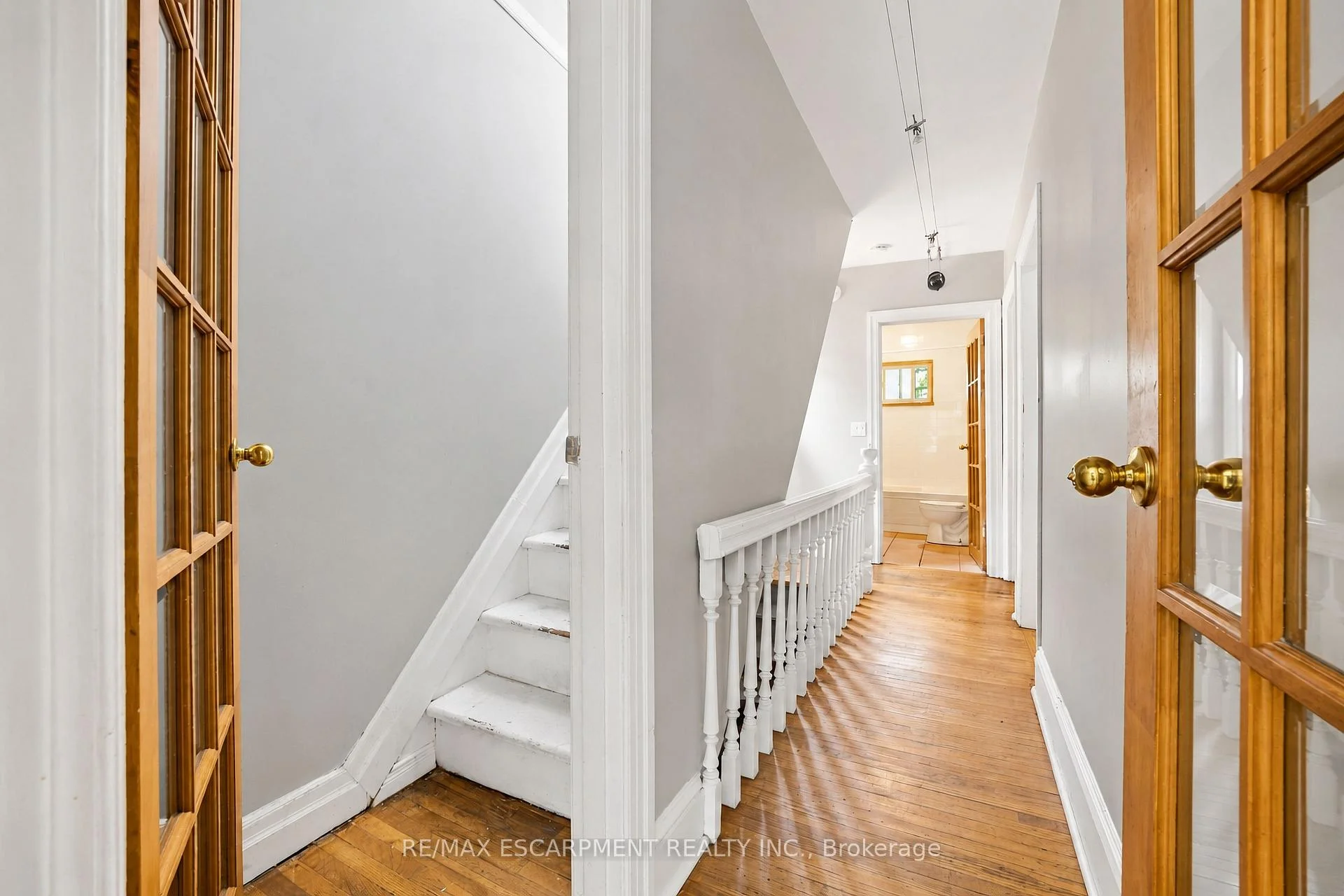 Photo 9 of 175 Burris Street, Hamilton, St. Clair — HOMEH