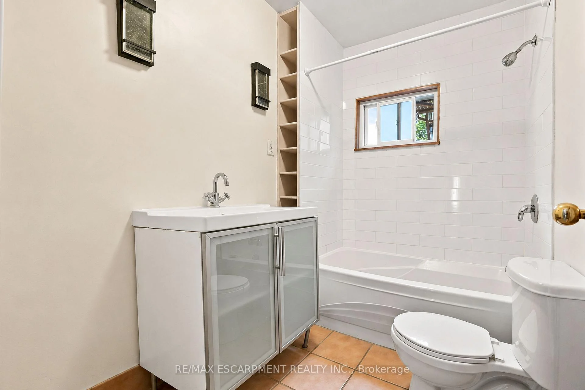 Photo 31 of 175 Burris Street, Hamilton, St. Clair — HOMEH