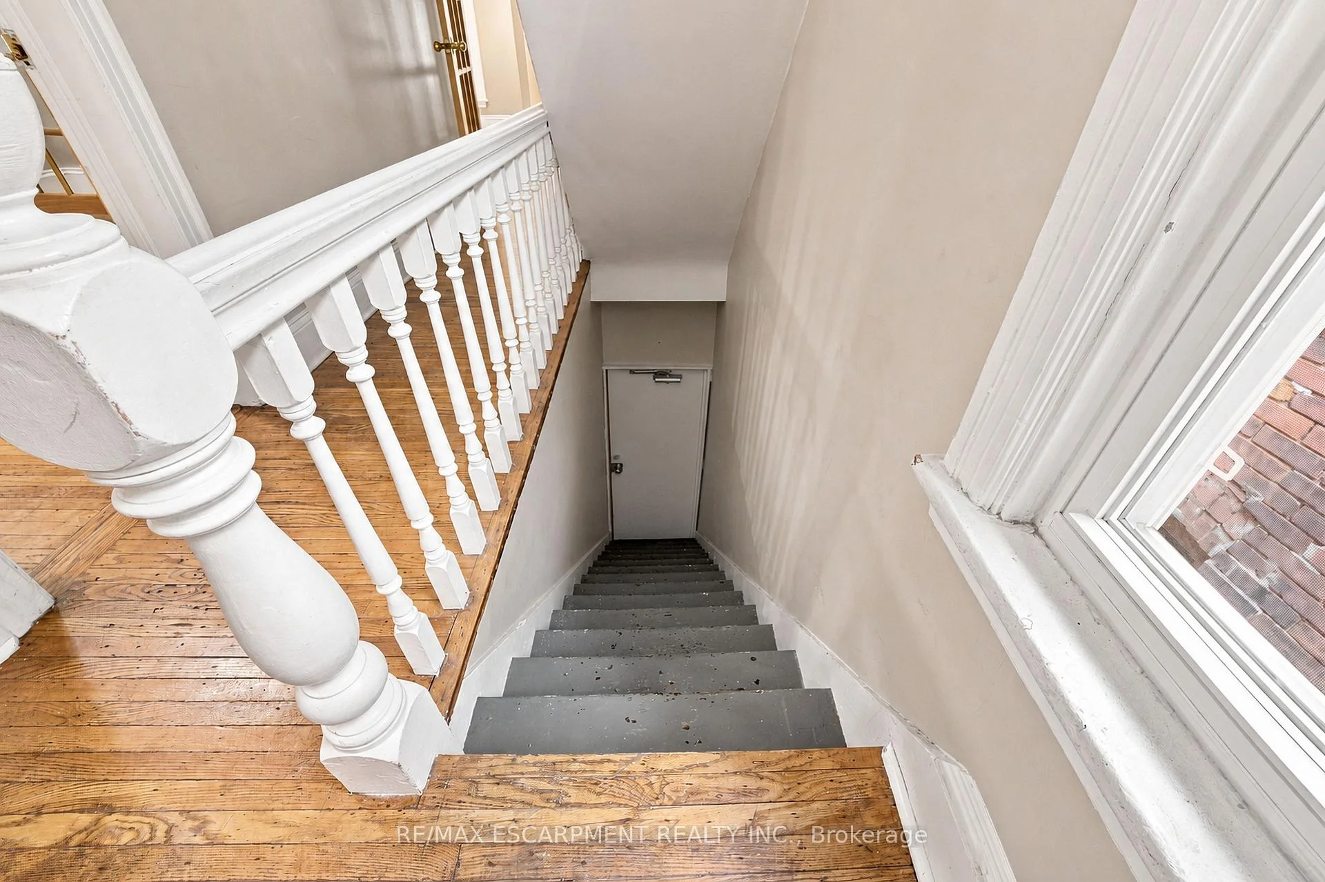 Photo 33 of 175 Burris Street, Hamilton, St. Clair — HOMEH