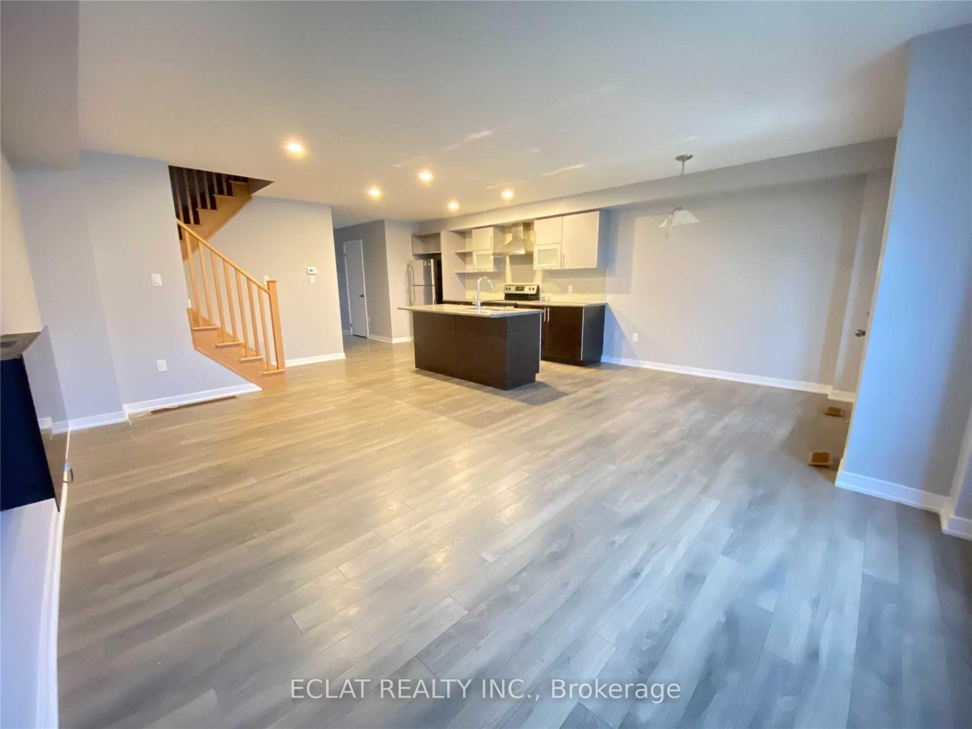 Photo 5 of 51 Sherway Street, Hamilton, Stoney Creek Mountain — HOMEH