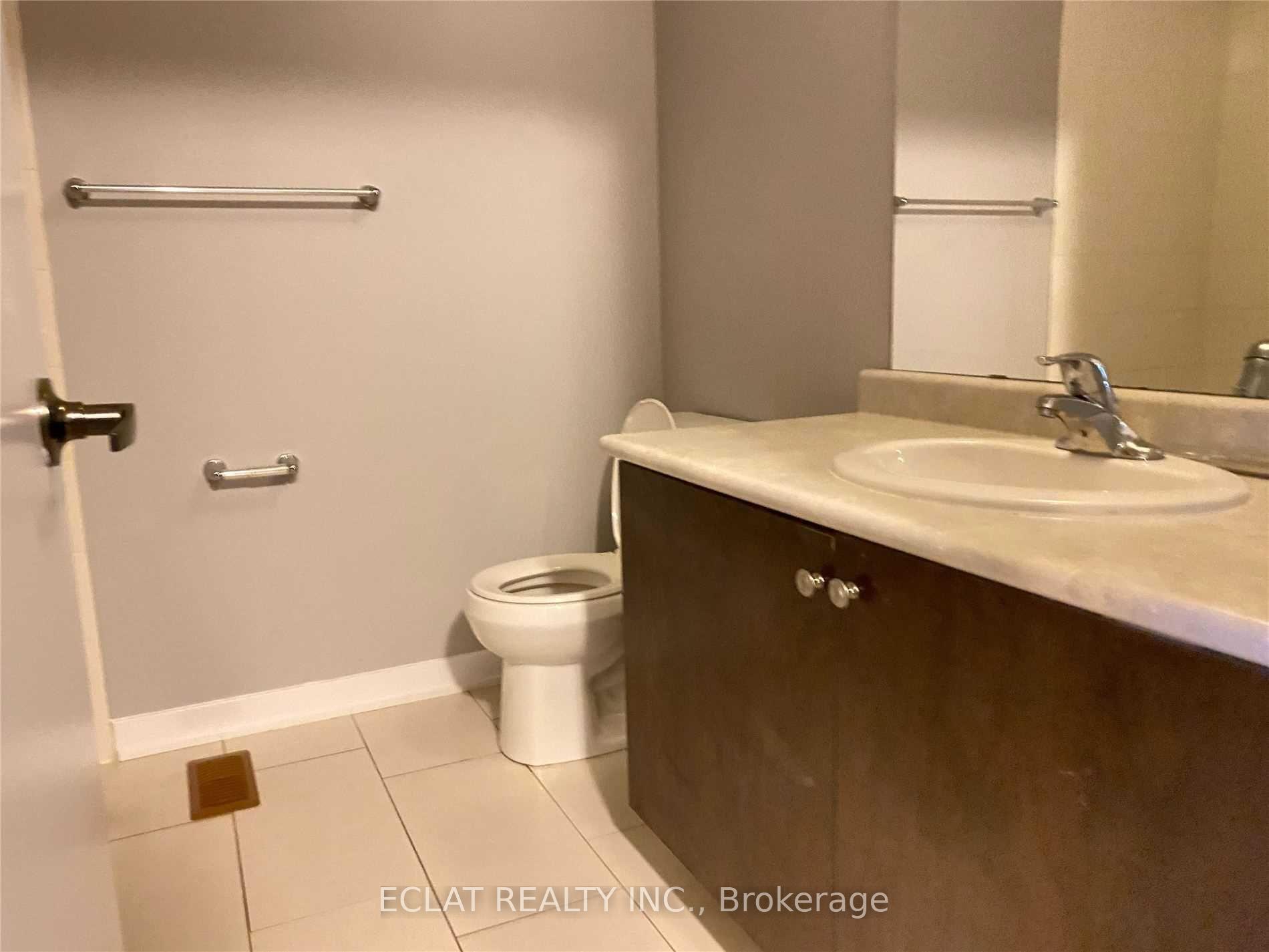 Photo 8 of 51 Sherway Street, Hamilton, Stoney Creek Mountain — HOMEH