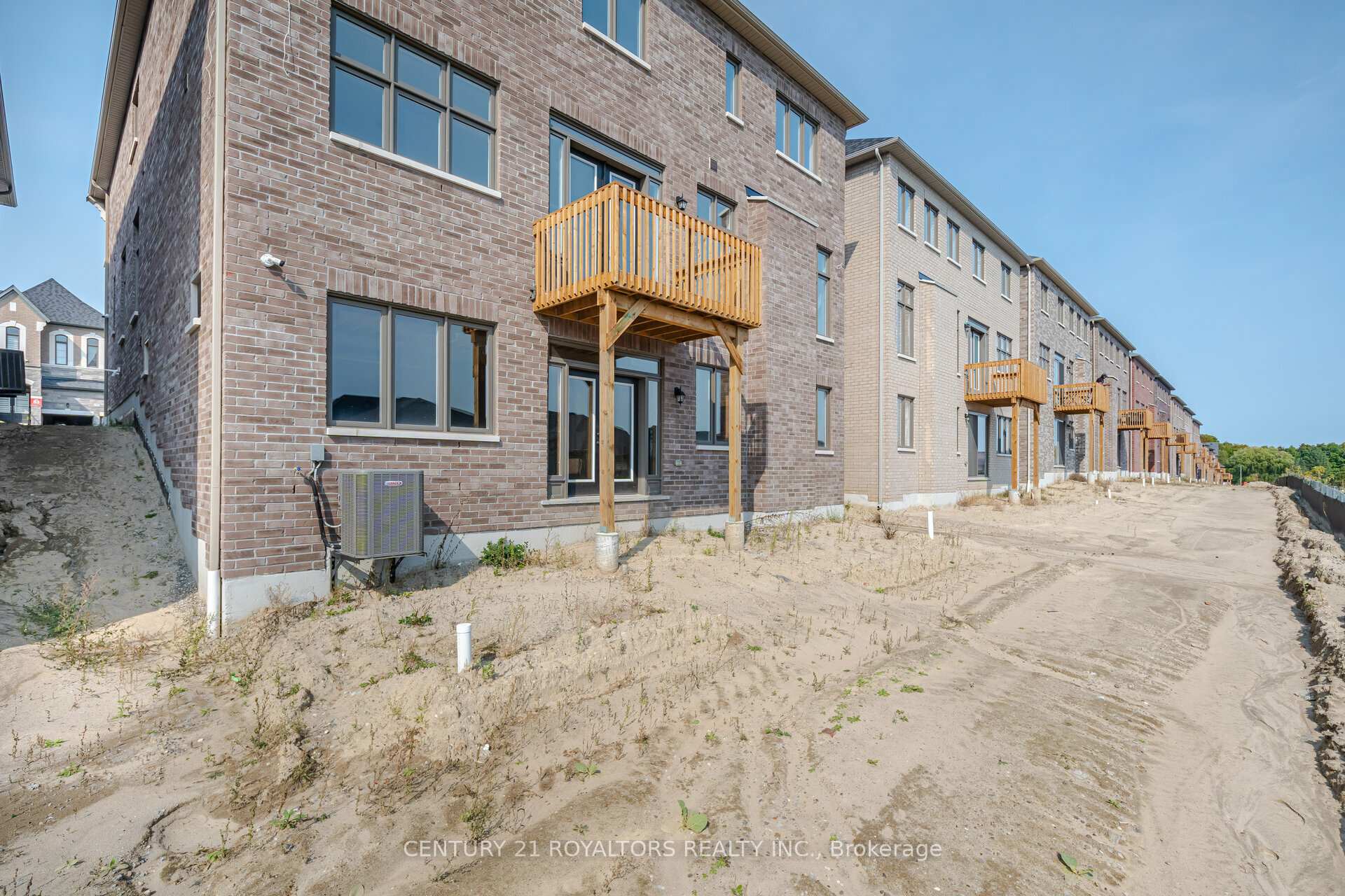 Photo 45 of 80 James Walker Avenue, Caledon, Caledon East — HOMEH