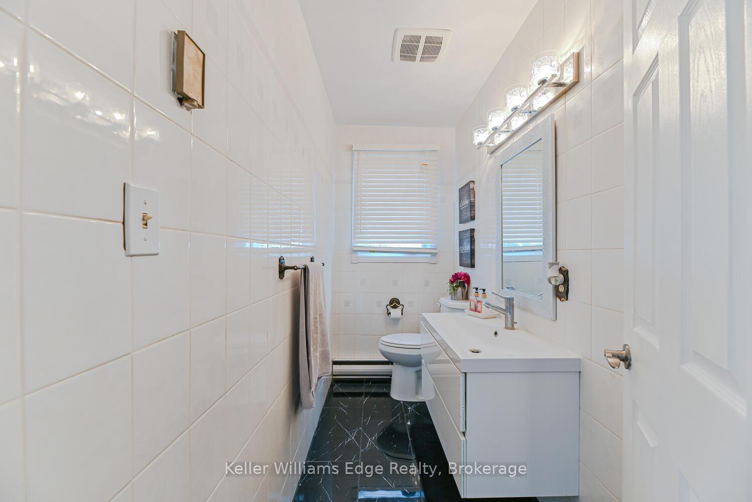 Photo 11 of 282 Book Road E, Hamilton, Airport Employment Area — HOMEH