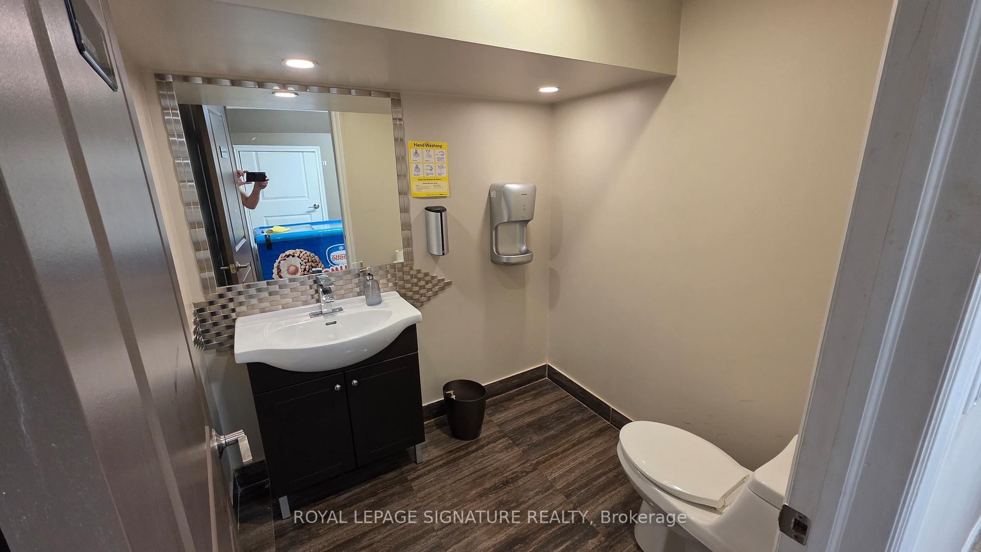 Photo 22 of Unit 1299, 1301 Danforth Avenue, Toronto, Greenwood-Coxwell — HOMEH
