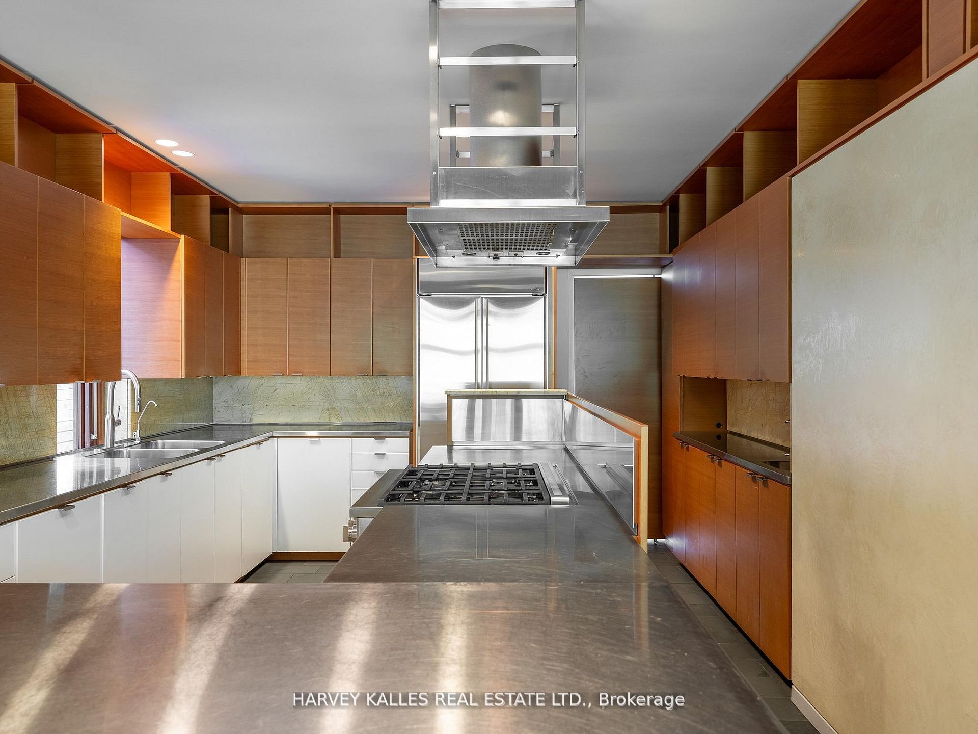 Photo 5 of 38 Dunvegan Road, Toronto, Forest Hill South — HOMEH