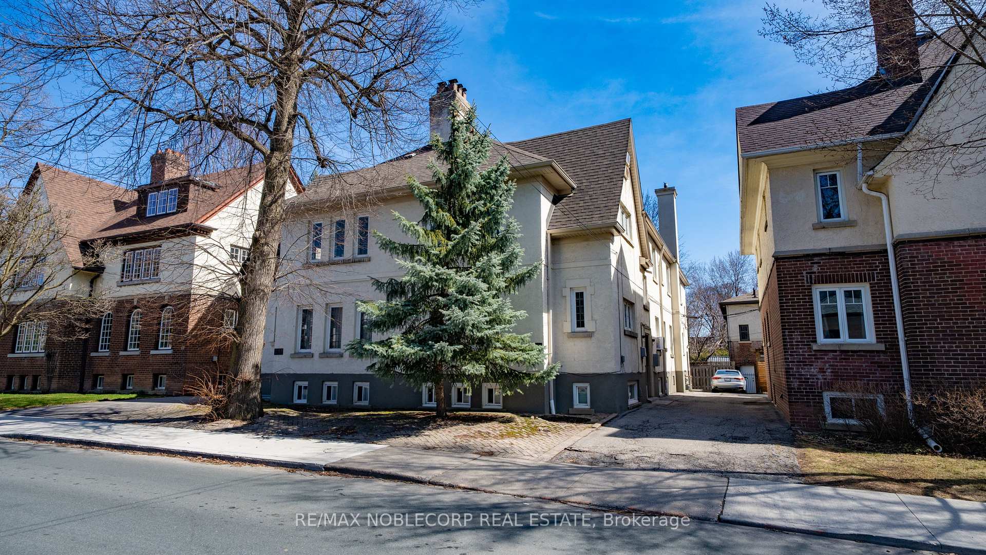 Photo 9 of 809-811 Duplex Avenue, Toronto, Lawrence Park South — HOMEH