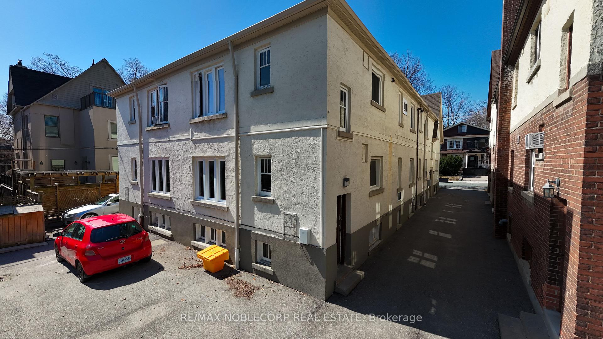 Photo 5 of 809-811 Duplex Avenue, Toronto, Lawrence Park South — HOMEH