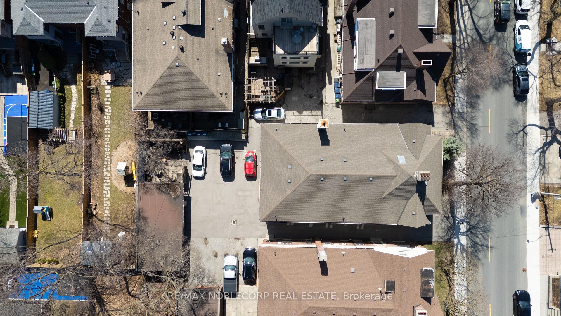 Photo 16 of 809-811 Duplex Avenue, Toronto, Lawrence Park South — HOMEH