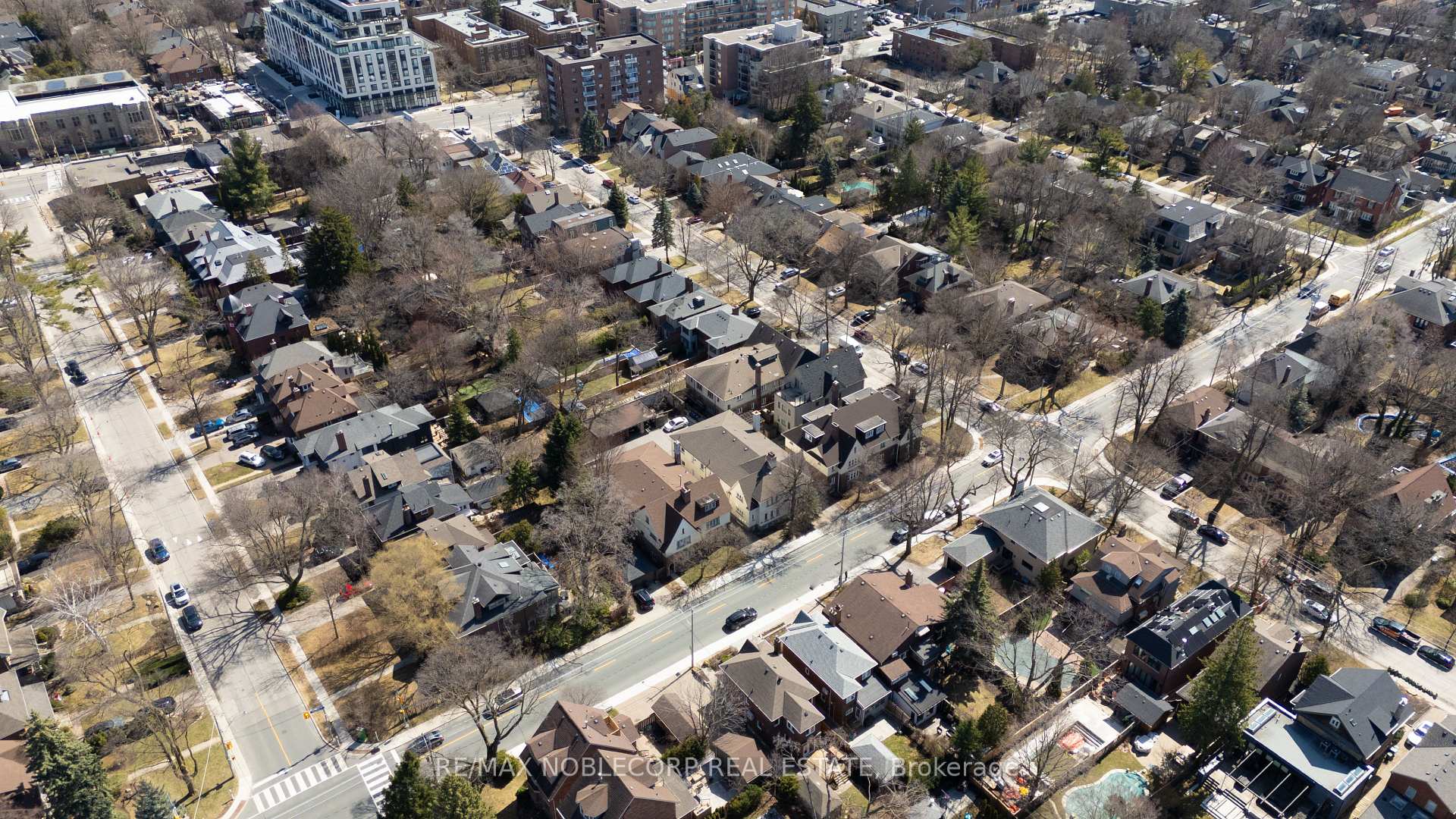 Photo 6 of 809-811 Duplex Avenue, Toronto, Lawrence Park South — HOMEH