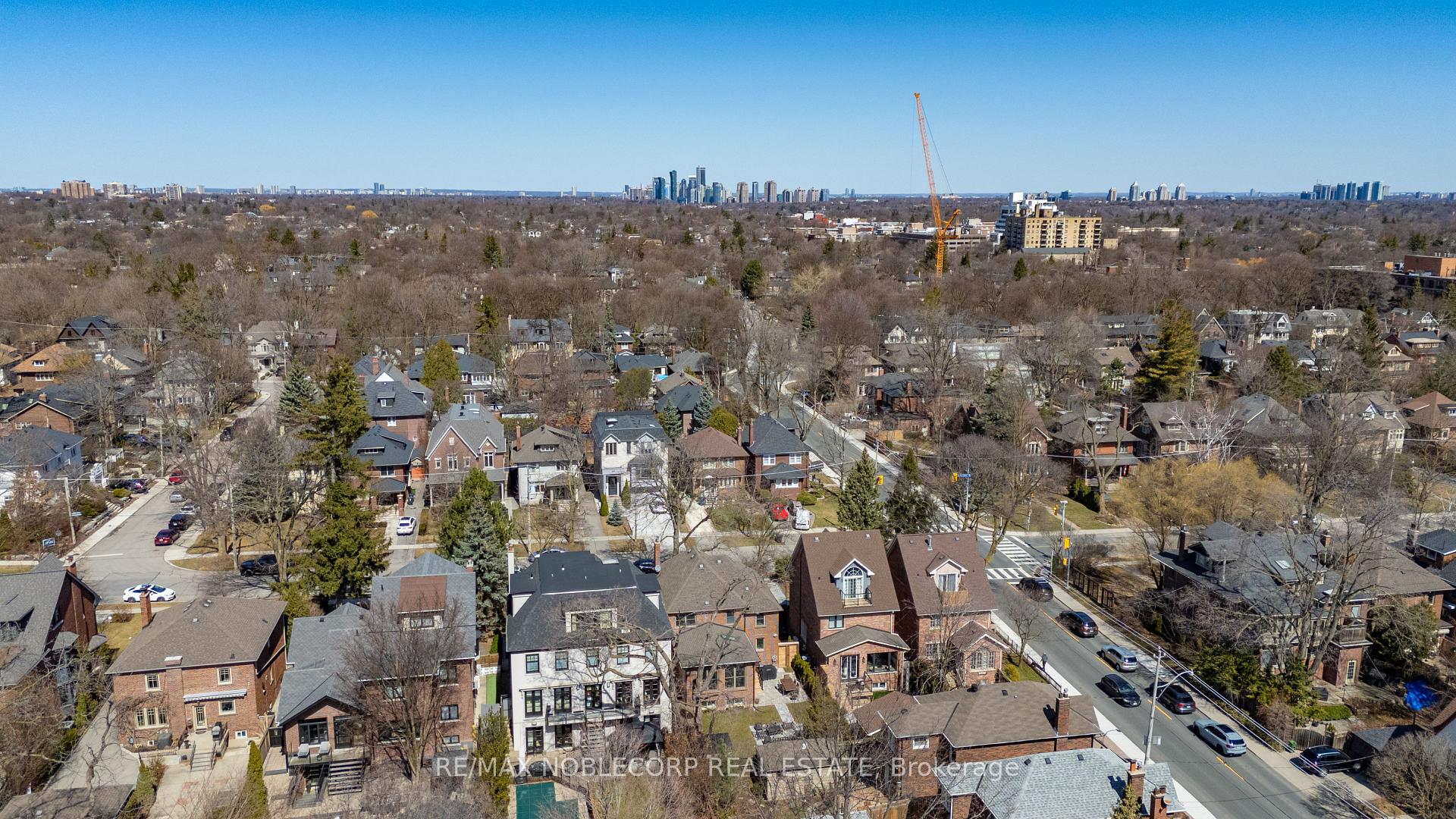 Photo 14 of 809-811 Duplex Avenue, Toronto, Lawrence Park South — HOMEH