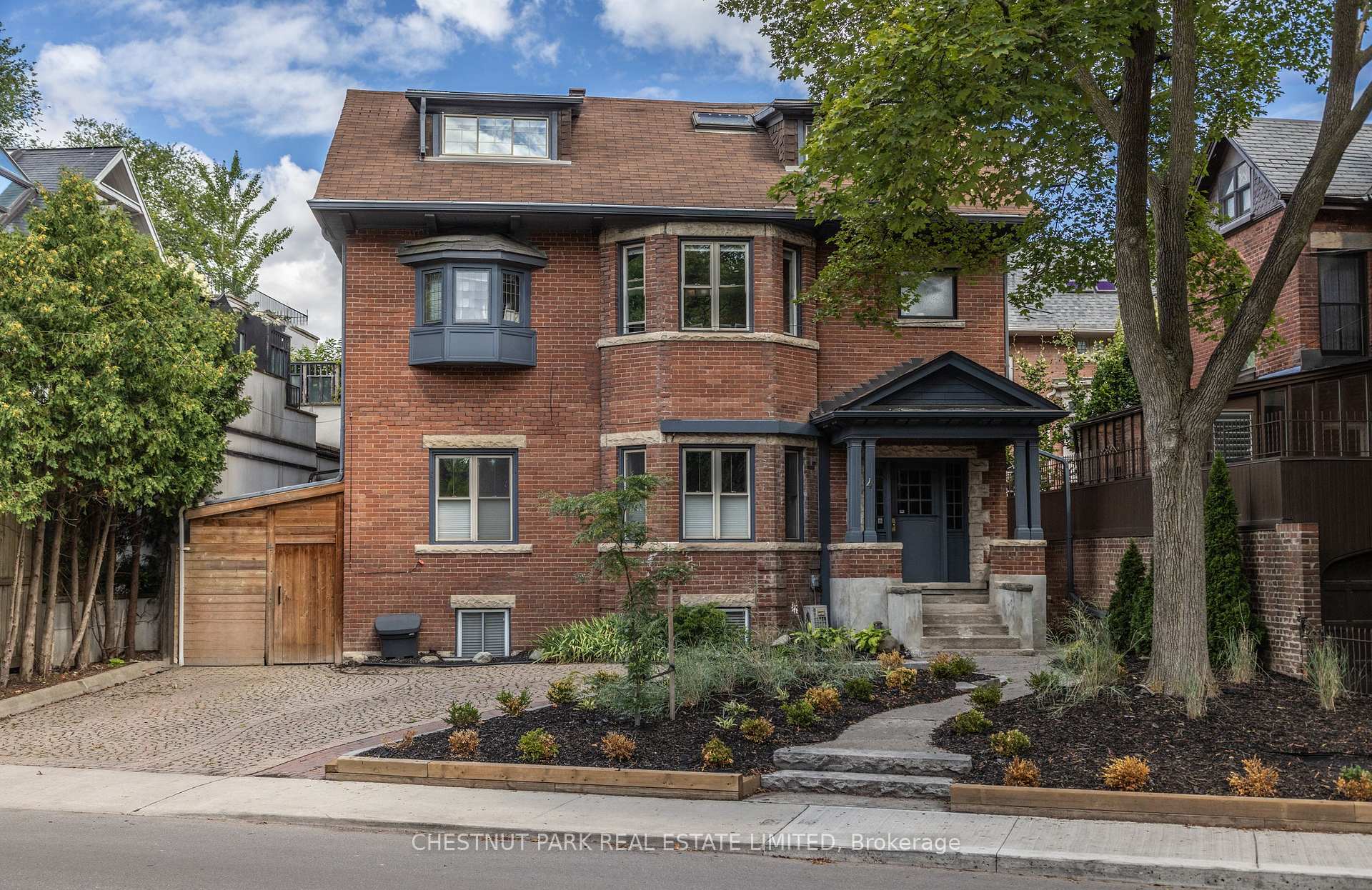 Photo 1 of 4 Maple Avenue, Toronto, Rosedale-Moore Park — HOMEH