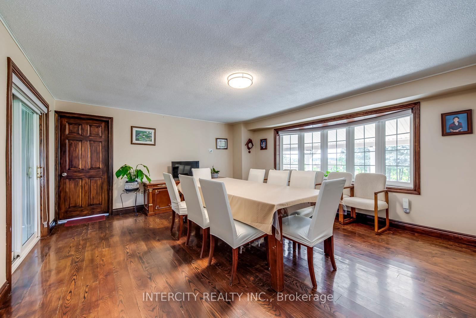 Photo 14 of 2764 Governors Road, Hamilton, Rural Ancaster — HOMEH