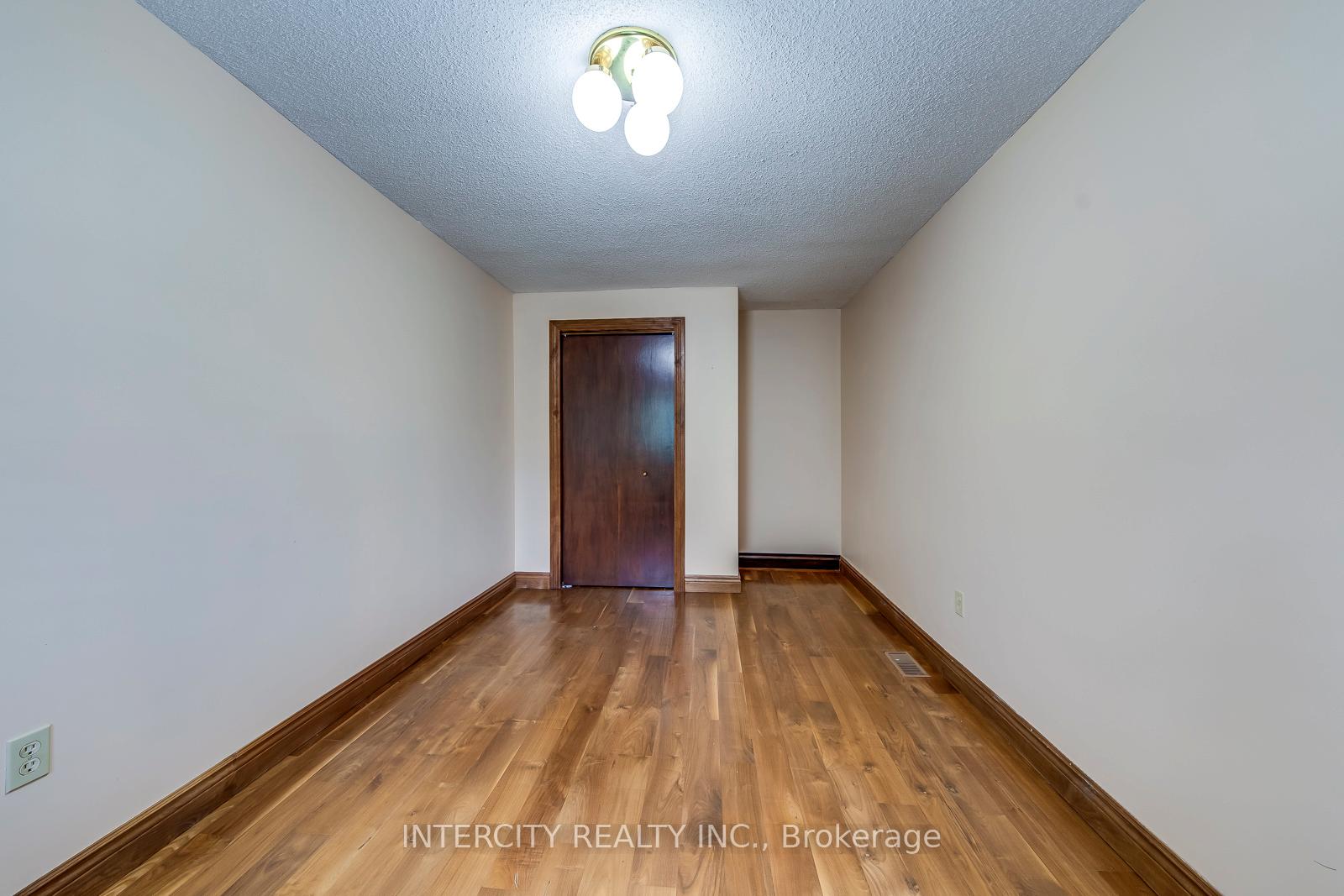 Photo 20 of 2764 Governors Road, Hamilton, Rural Ancaster — HOMEH