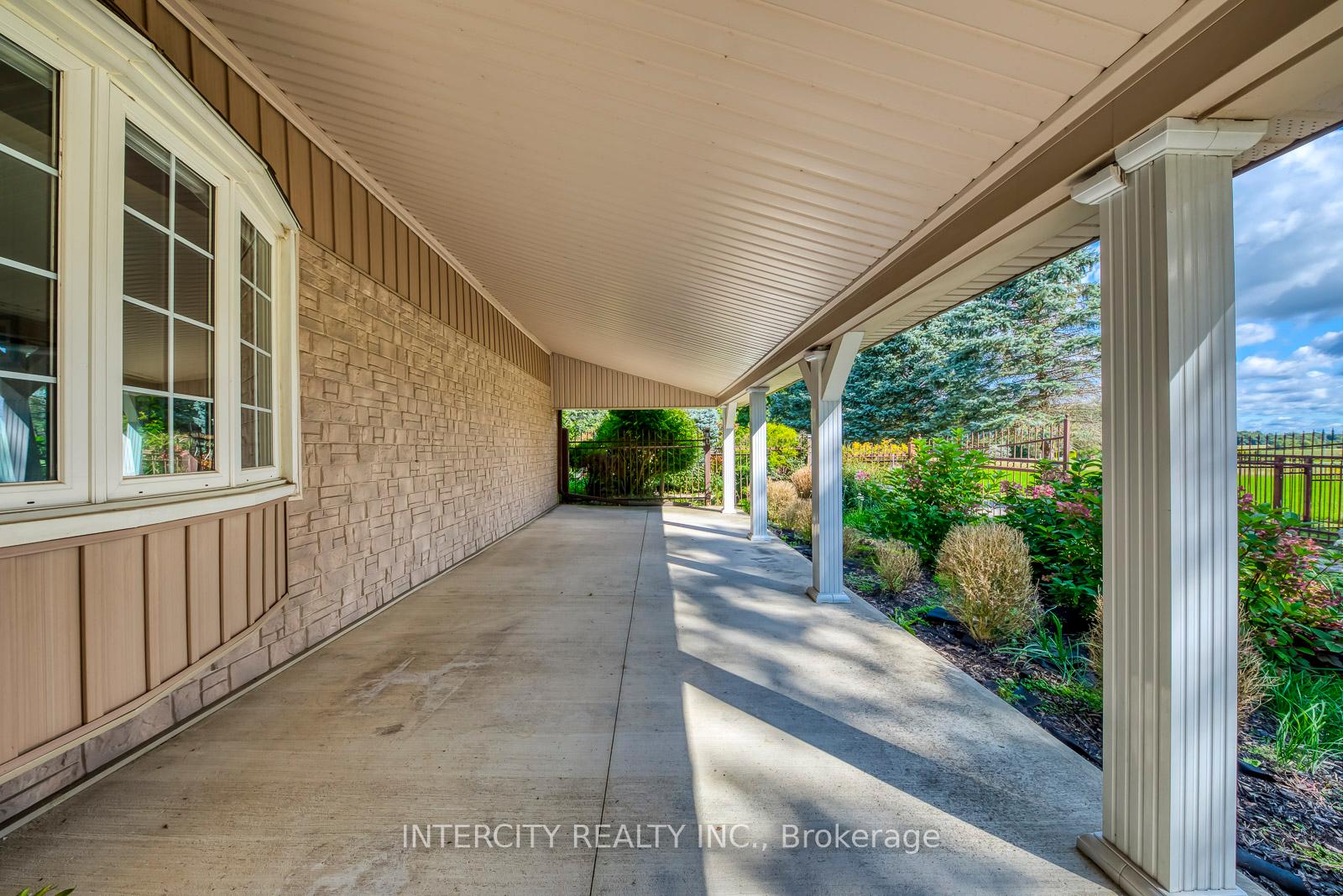 Photo 30 of 2764 Governors Road, Hamilton, Rural Ancaster — HOMEH