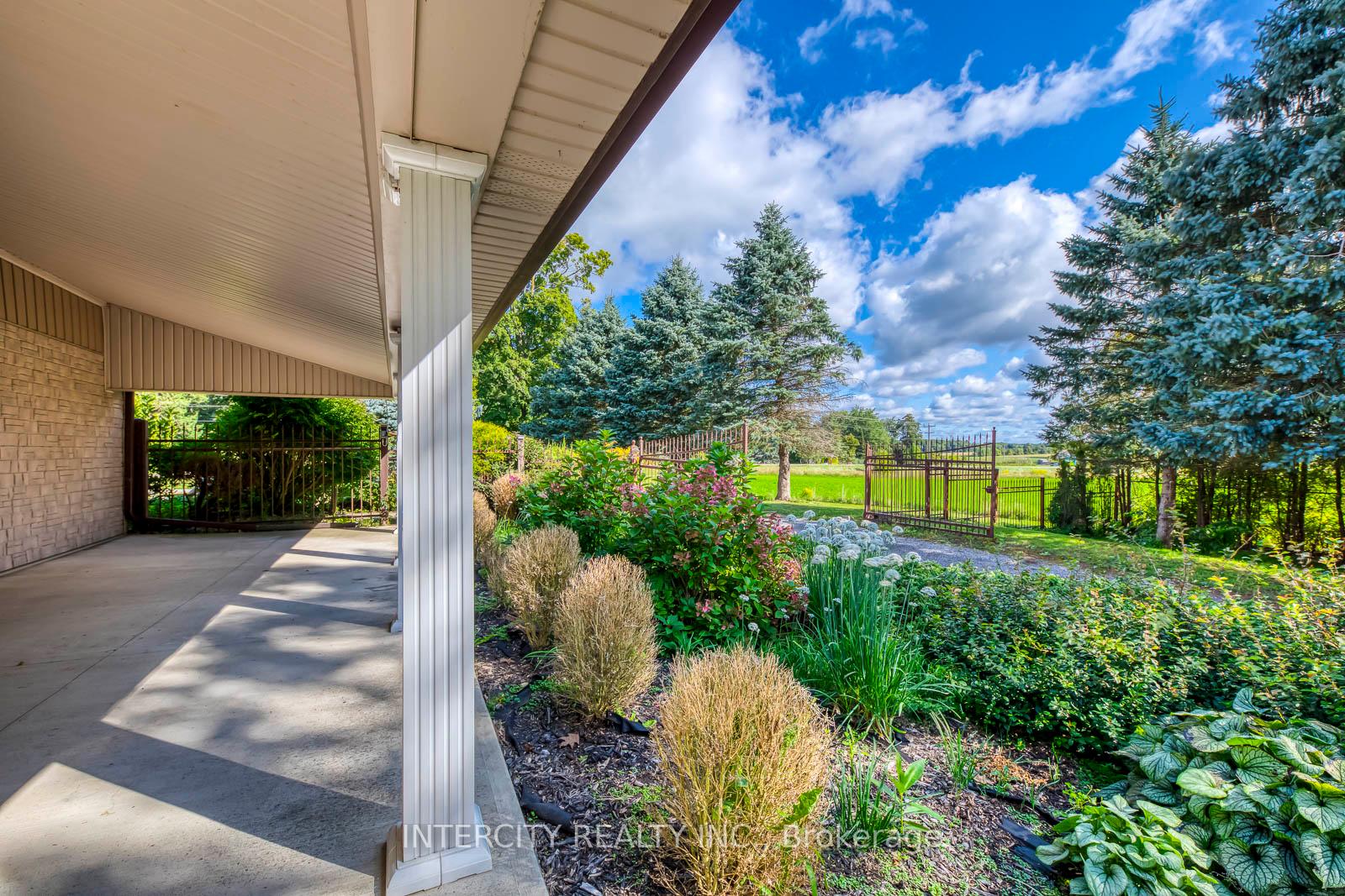 Photo 32 of 2764 Governors Road, Hamilton, Rural Ancaster — HOMEH
