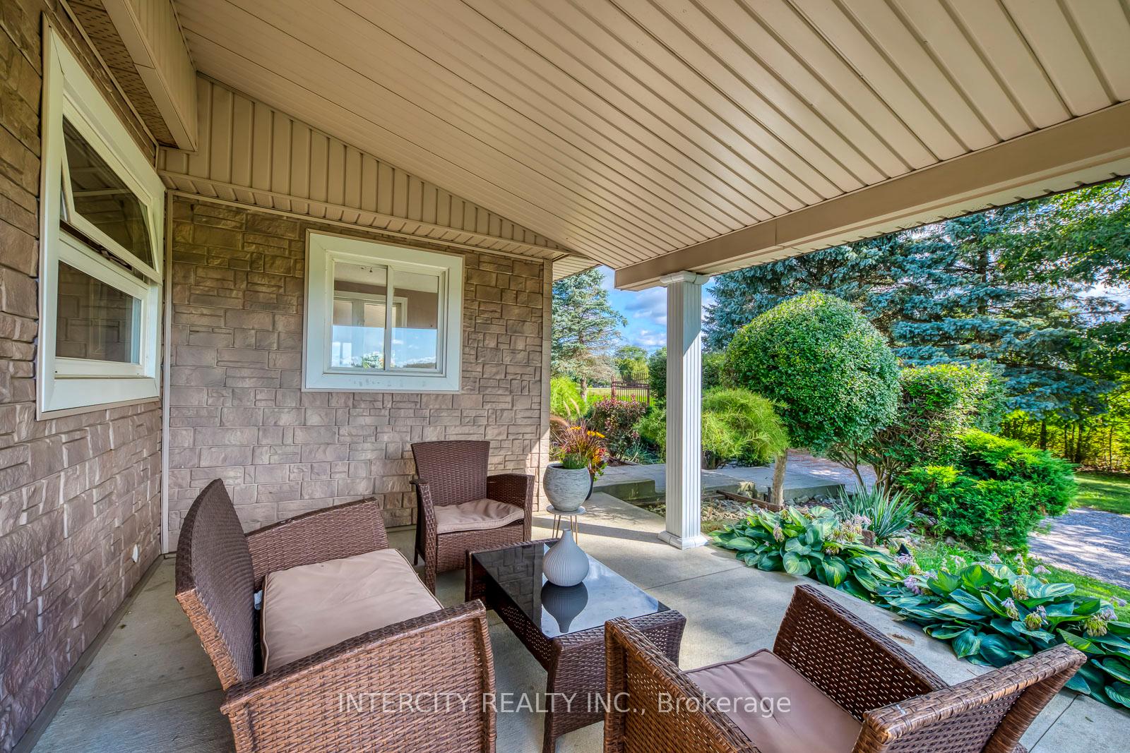 Photo 33 of 2764 Governors Road, Hamilton, Rural Ancaster — HOMEH
