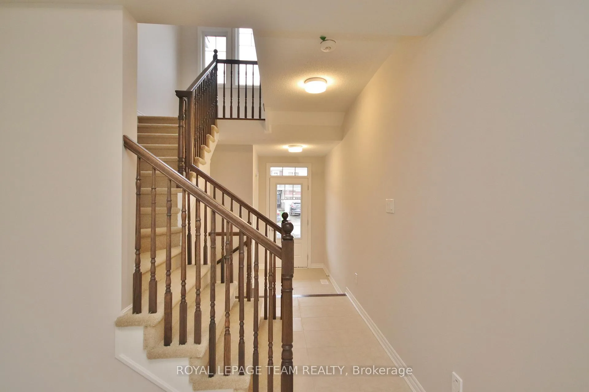 Photo 3 of 793 Brittanic Road, Ottawa, Kanata - Emerald Meadows/Trailwest — HOMEH