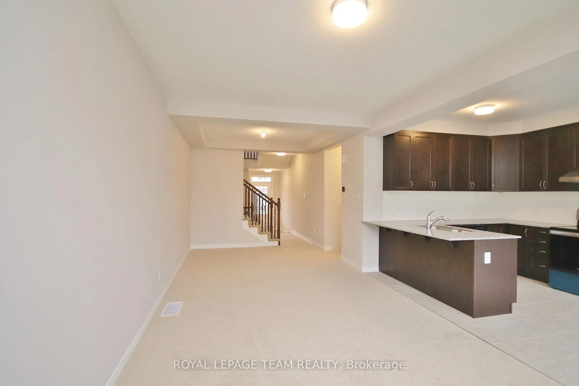 Photo 6 of 793 Brittanic Road, Ottawa, Kanata - Emerald Meadows/Trailwest — HOMEH