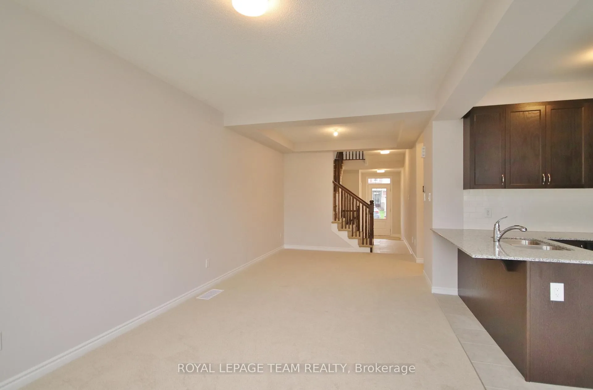 Photo 7 of 793 Brittanic Road, Ottawa, Kanata - Emerald Meadows/Trailwest — HOMEH