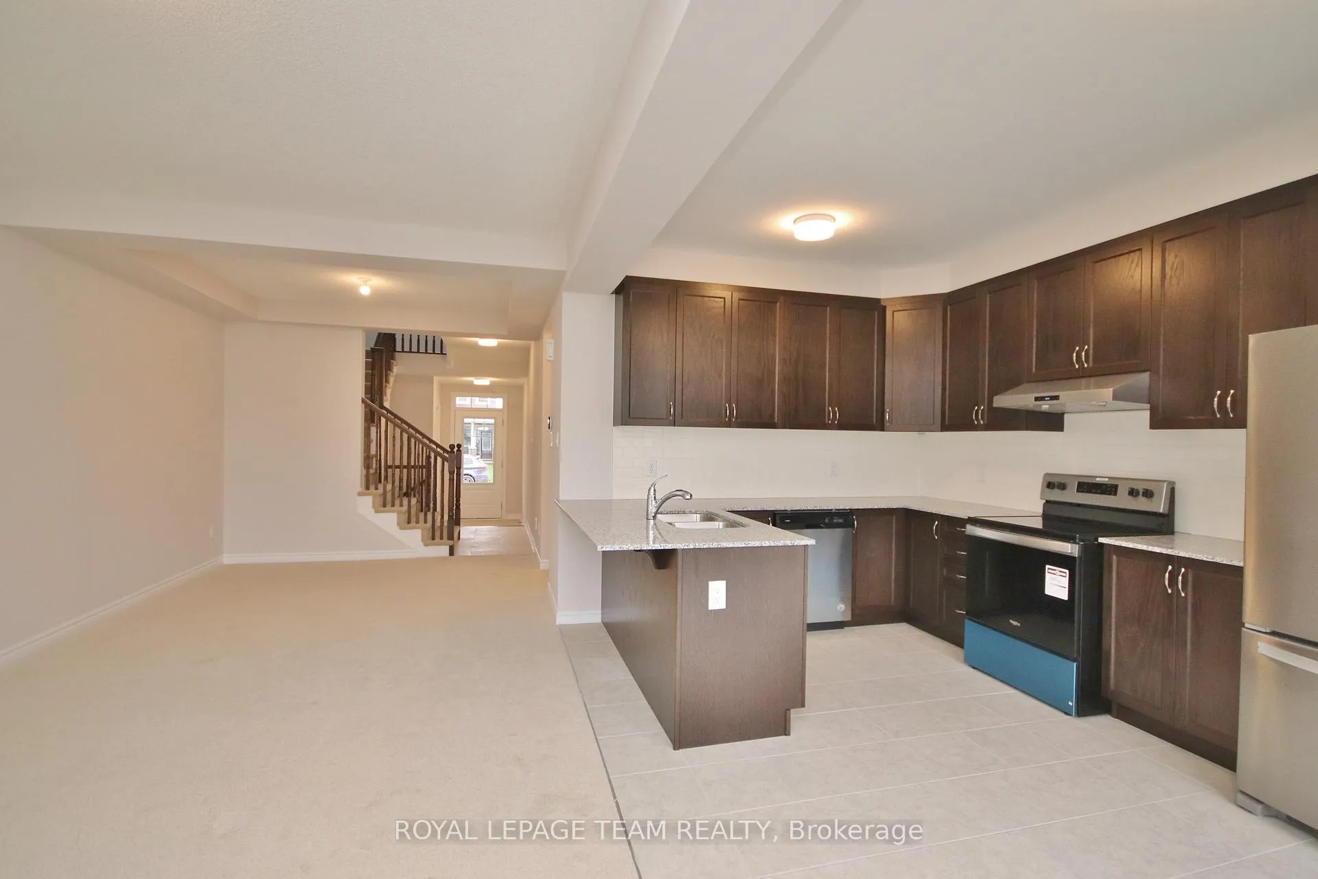 Photo 14 of 793 Brittanic Road, Ottawa, Kanata - Emerald Meadows/Trailwest — HOMEH