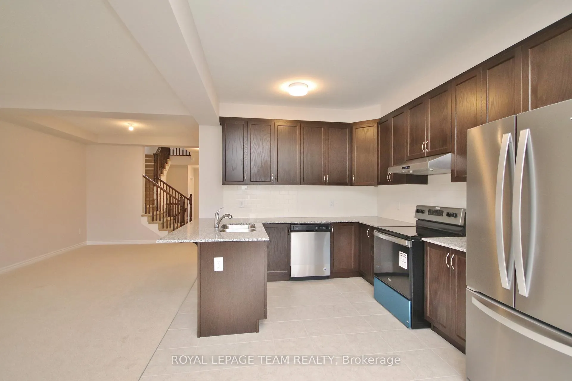 Photo 15 of 793 Brittanic Road, Ottawa, Kanata - Emerald Meadows/Trailwest — HOMEH