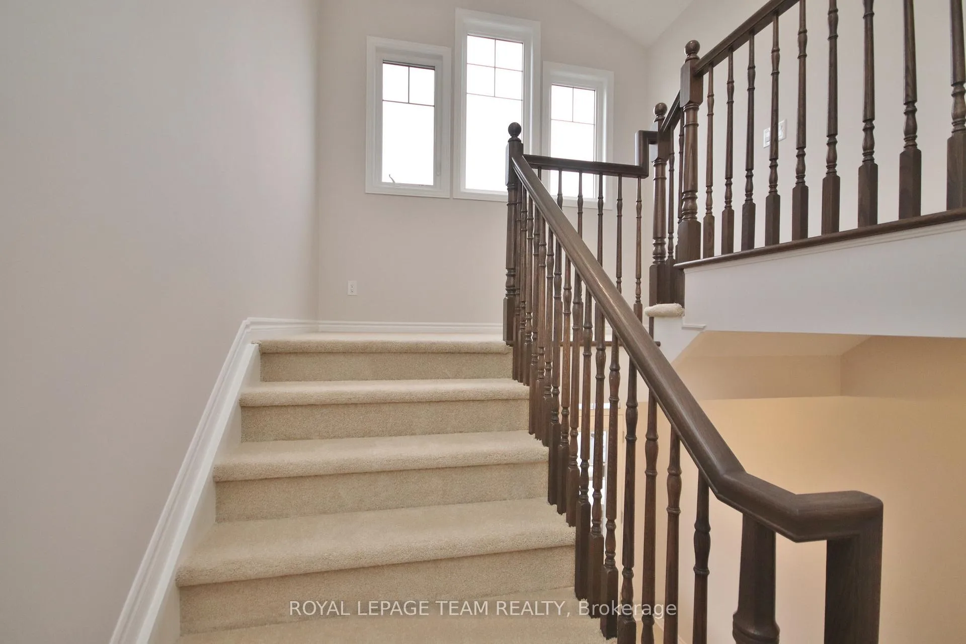 Photo 19 of 793 Brittanic Road, Ottawa, Kanata - Emerald Meadows/Trailwest — HOMEH