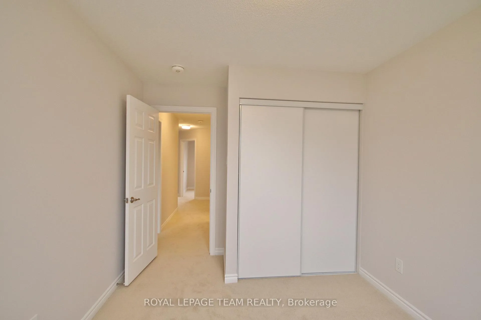 Photo 26 of 793 Brittanic Road, Ottawa, Kanata - Emerald Meadows/Trailwest — HOMEH