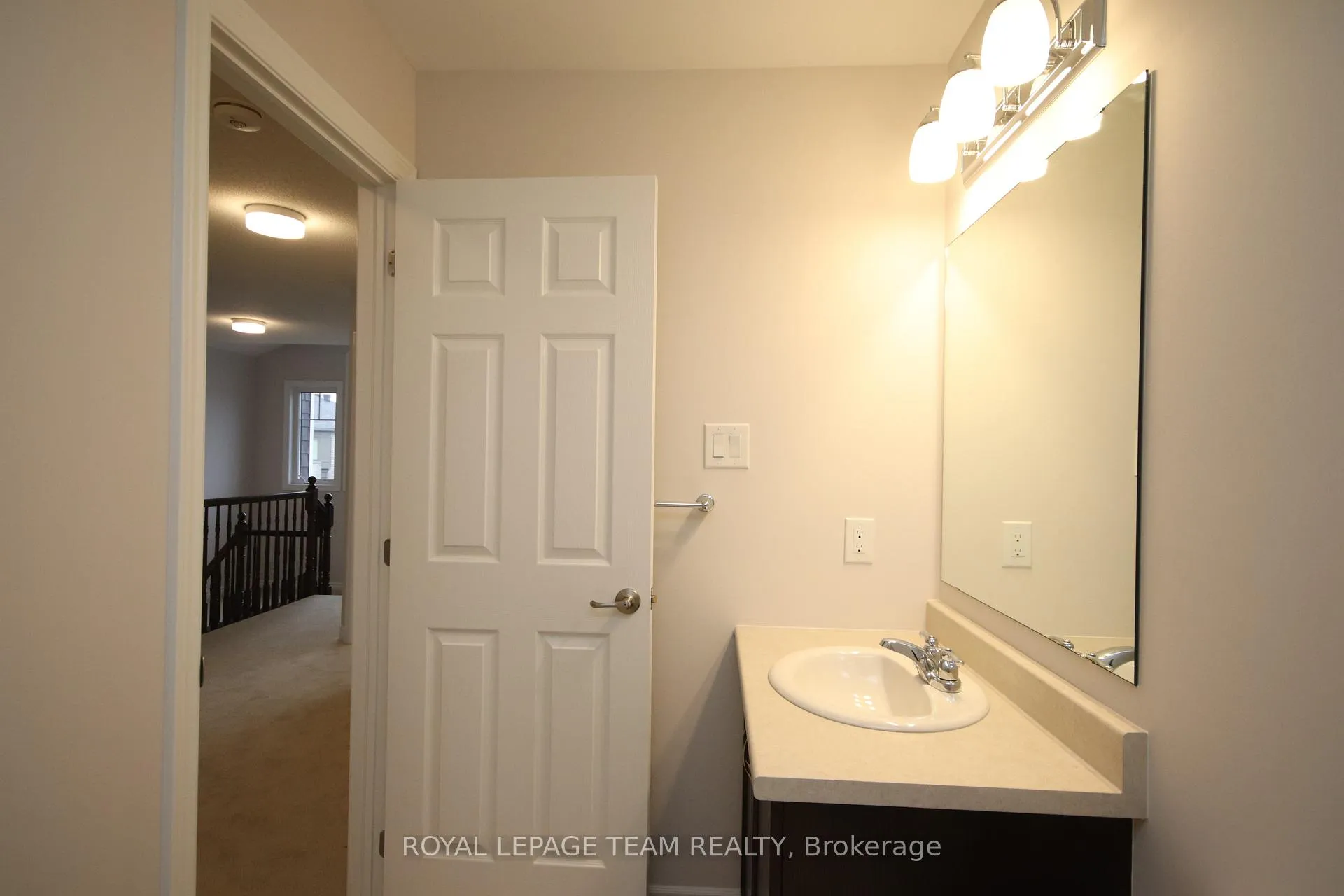 Photo 28 of 793 Brittanic Road, Ottawa, Kanata - Emerald Meadows/Trailwest — HOMEH