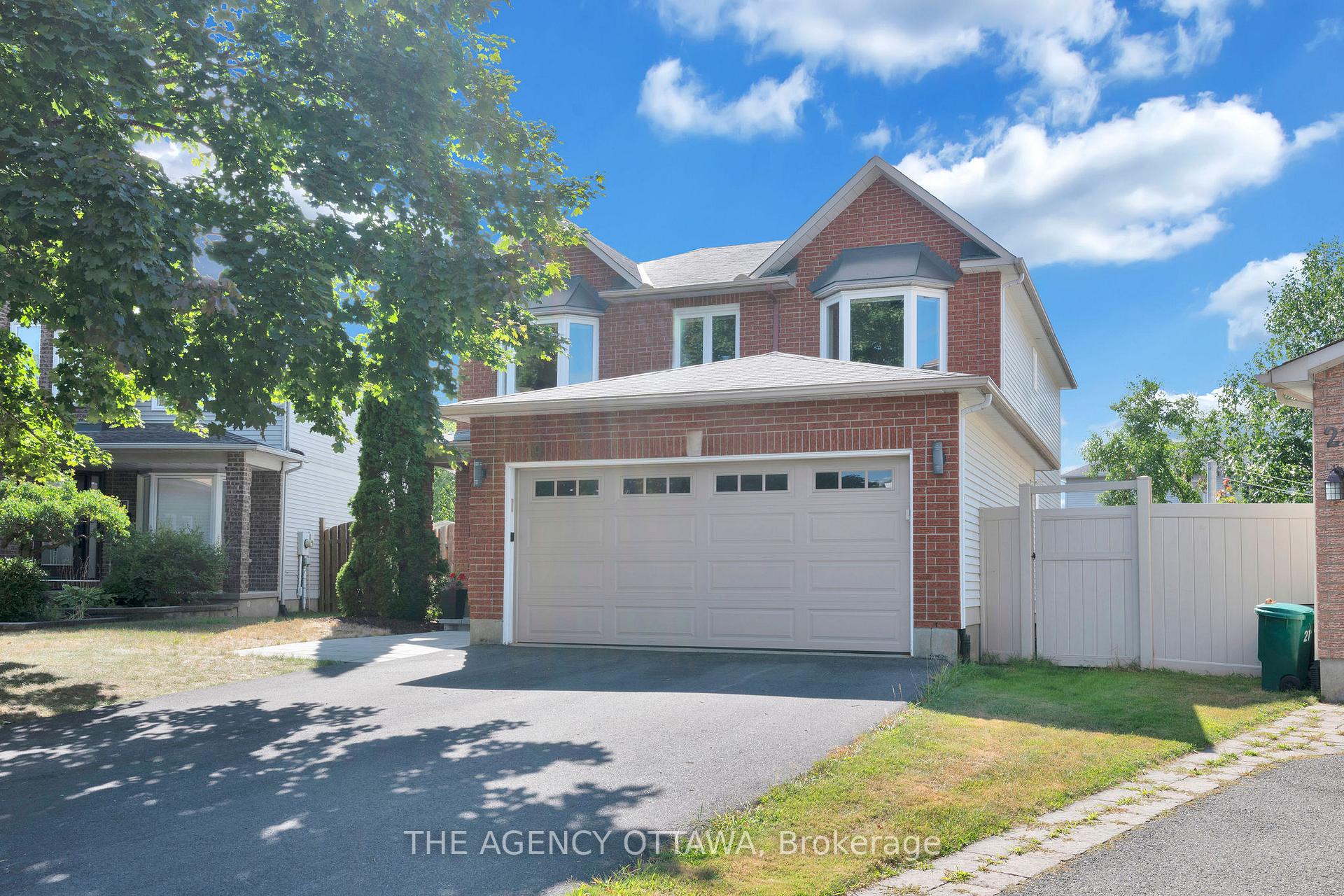 Photo 1 of 19 Forestglade Crescent, Ottawa, Hunt Club Park — HOMEH
