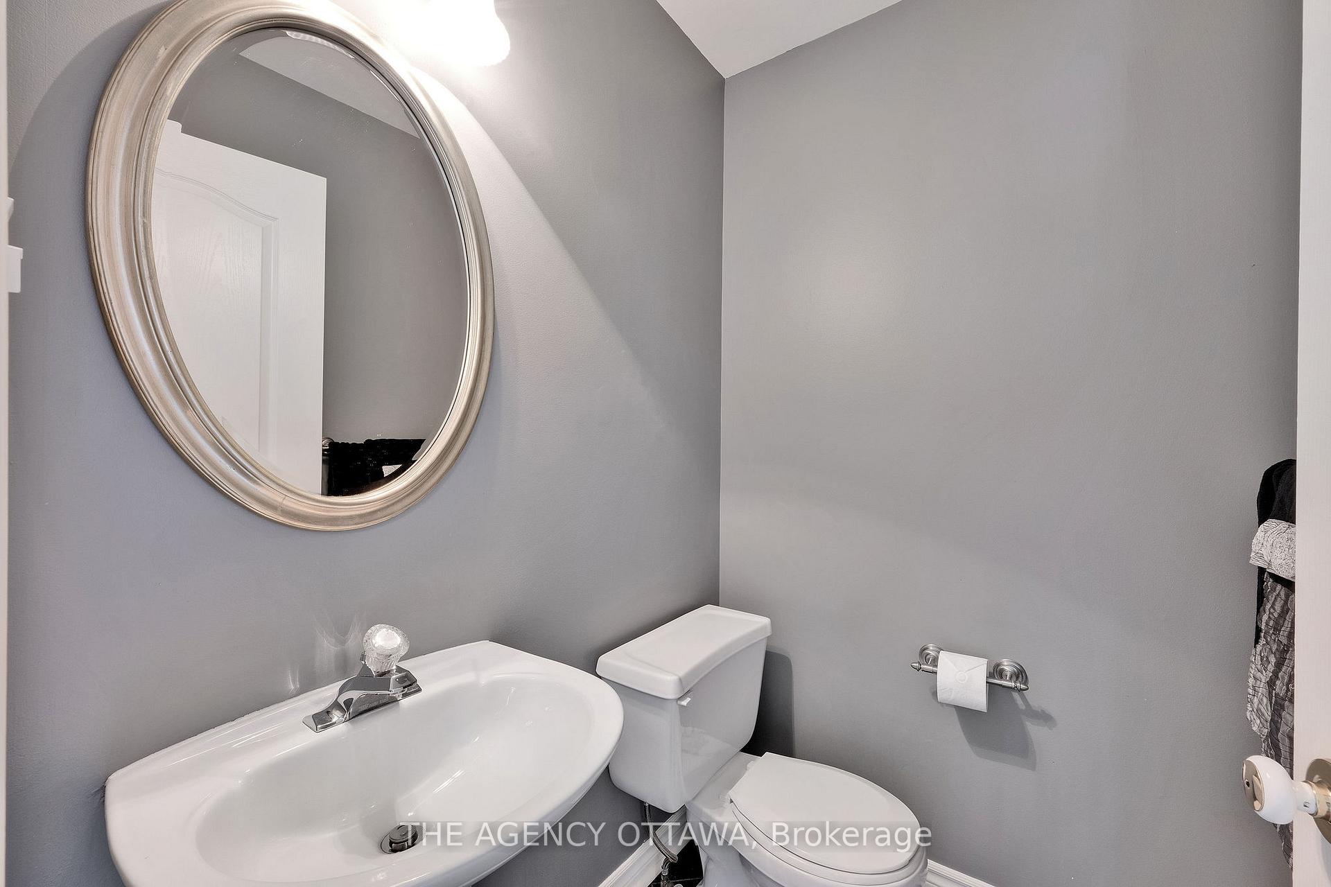 Photo 5 of 19 Forestglade Crescent, Ottawa, Hunt Club Park — HOMEH