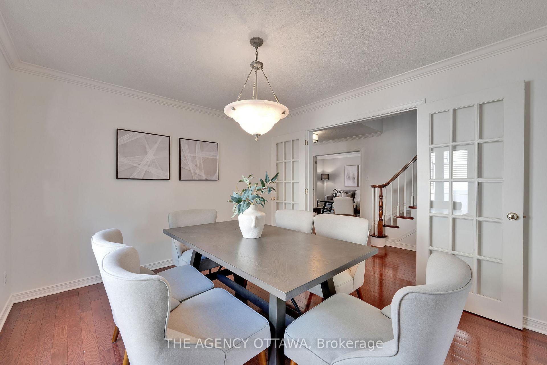 Photo 10 of 19 Forestglade Crescent, Ottawa, Hunt Club Park — HOMEH