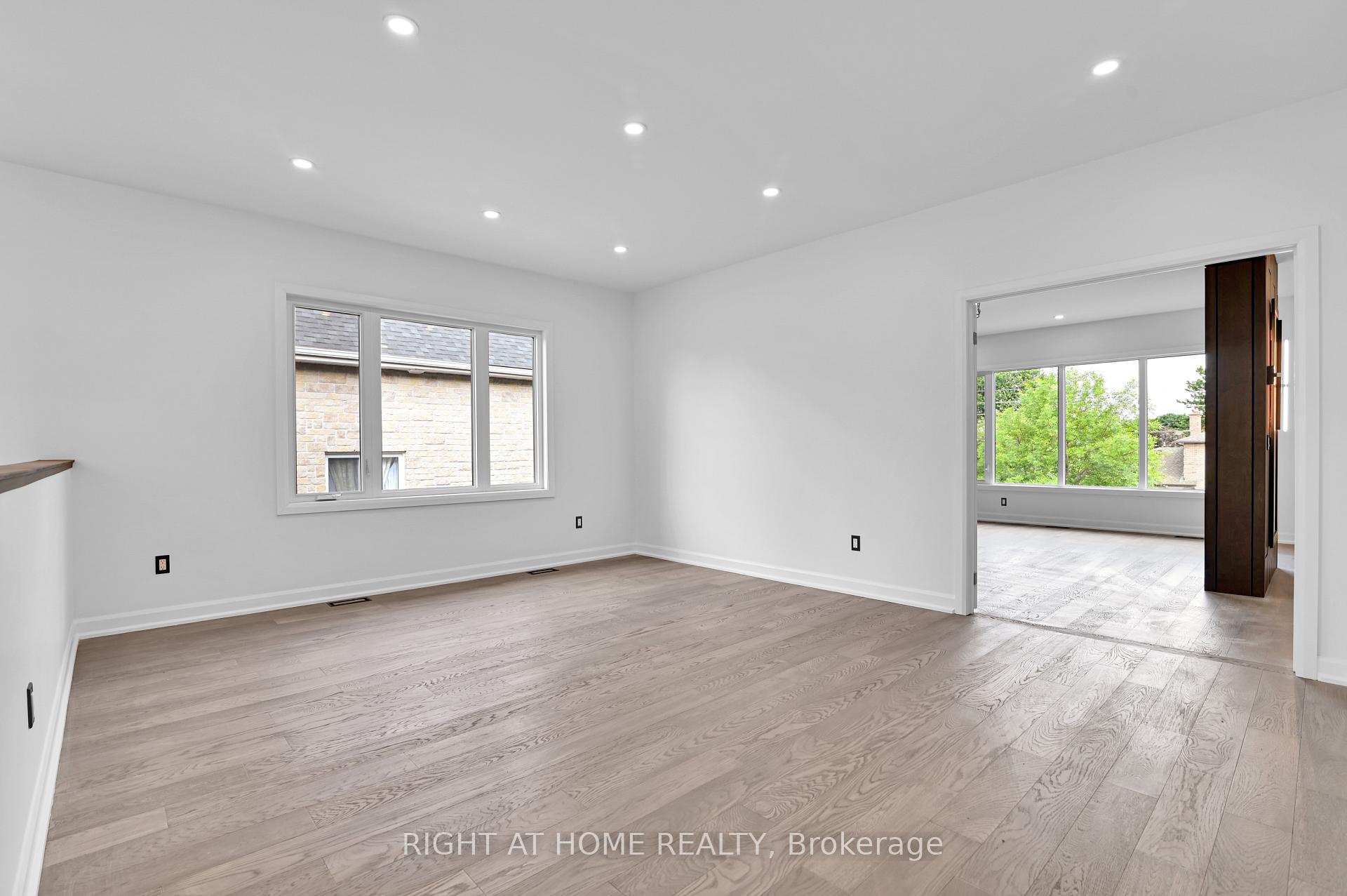 Photo 17 of 103 Fieldrow Street, Ottawa, Meadowlands/Crestview — HOMEH