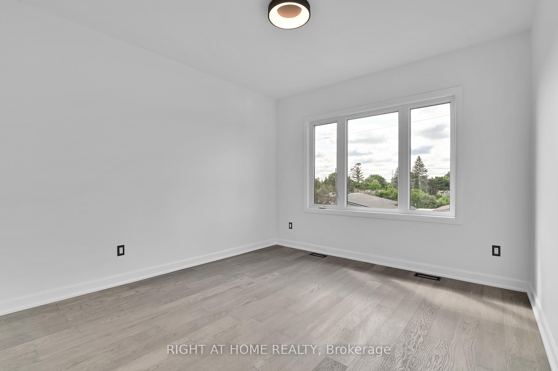 Photo 25 of 103 Fieldrow Street, Ottawa, Meadowlands/Crestview — HOMEH