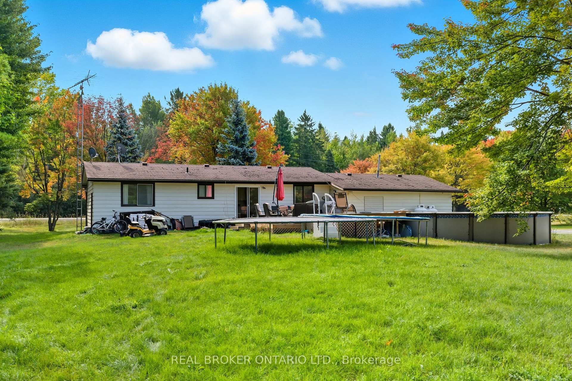 Photo 28 of 2627 Donnelly Drive, Ottawa, Rideau Twp S of Reg Rd 6 W of Mccordick Rd. — HOMEH