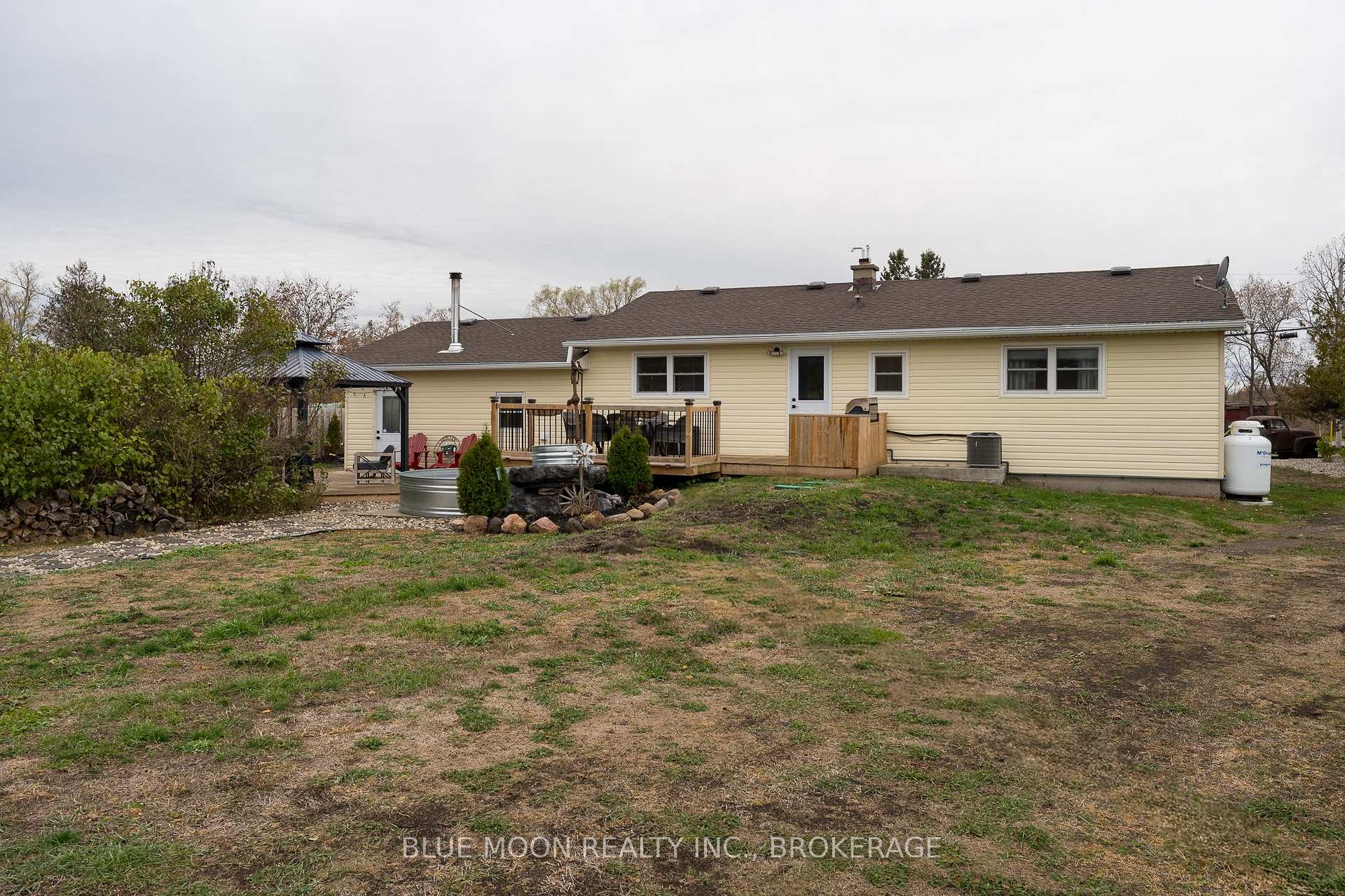 Photo 23 of 601 Millhaven Road, Loyalist, Lennox and Addington - South — HOMEH
