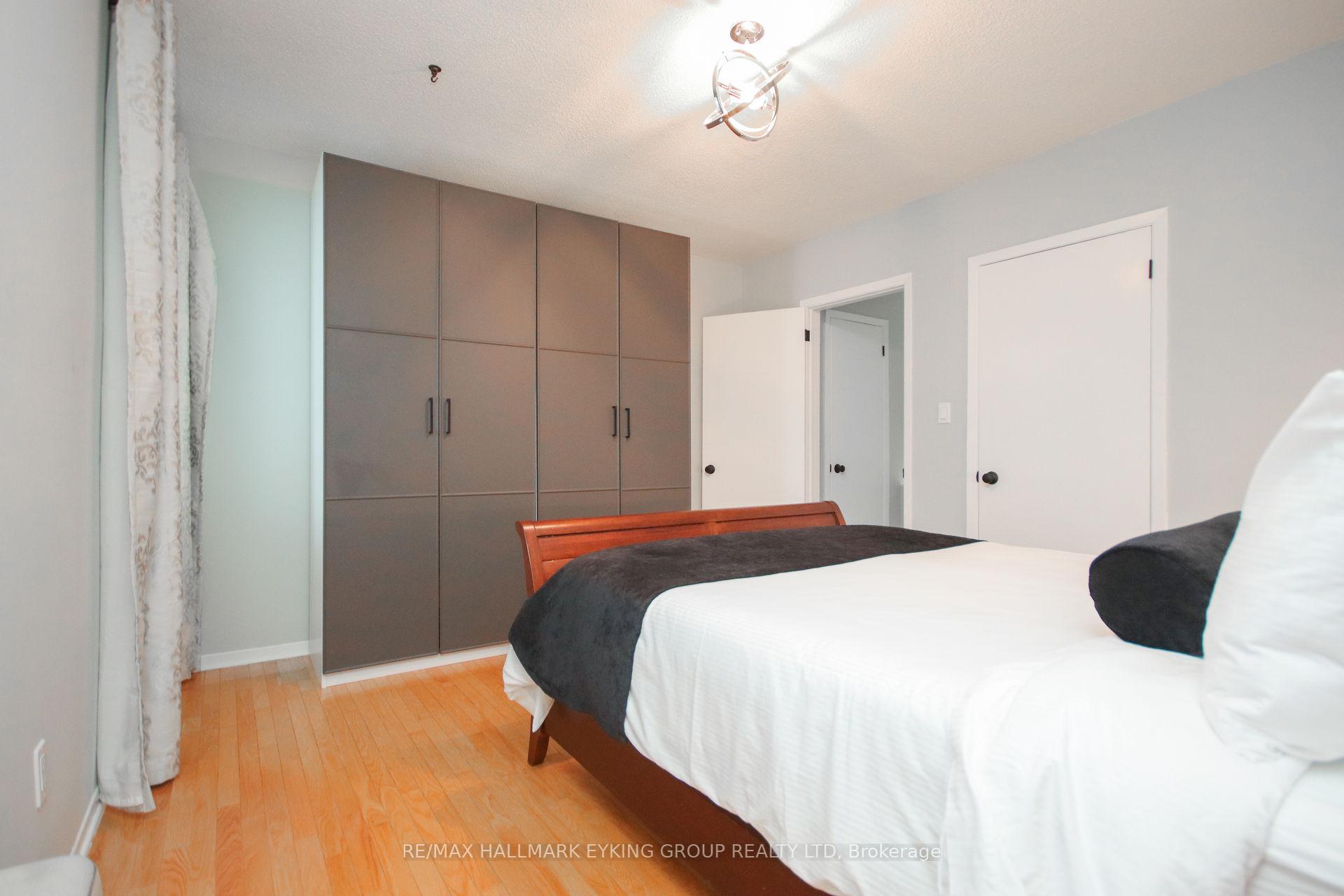 Photo 33 of 239 York Street, Ottawa, Lower Town — HOMEH