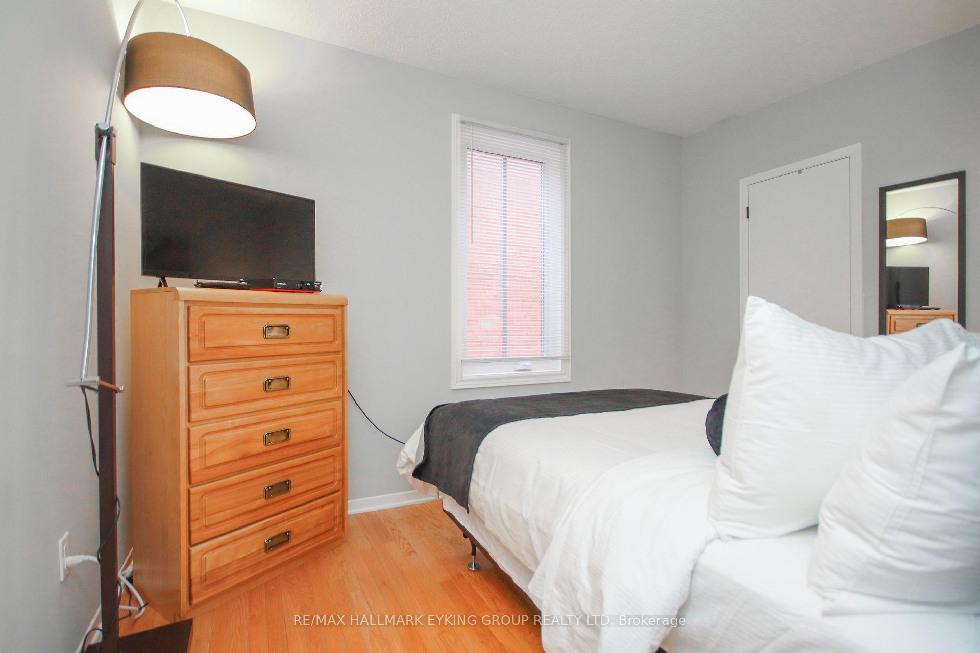 Photo 36 of 239 York Street, Ottawa, Lower Town — HOMEH