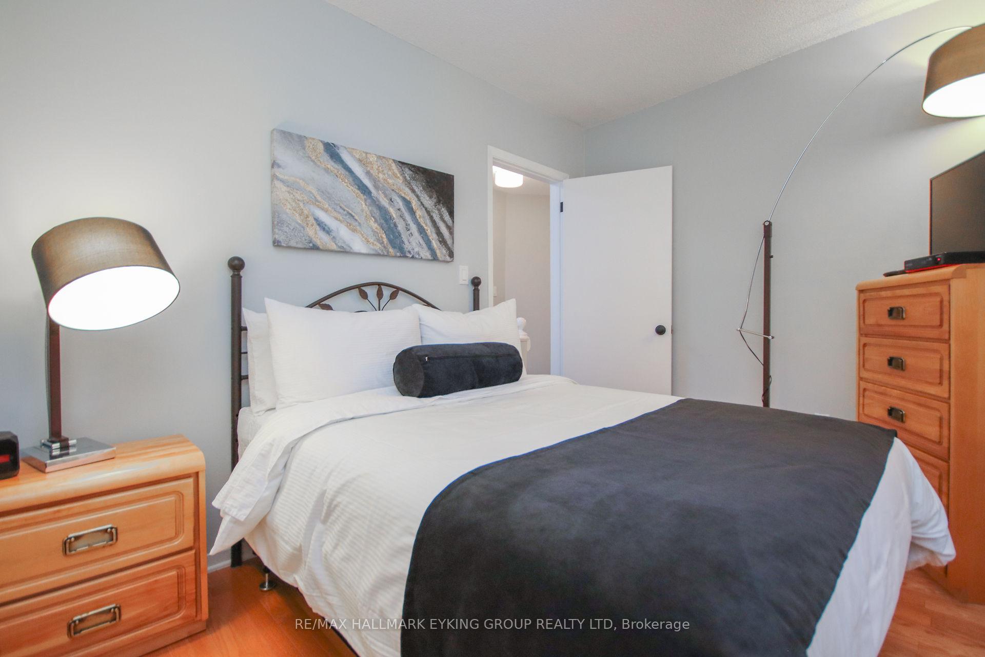 Photo 37 of 239 York Street, Ottawa, Lower Town — HOMEH