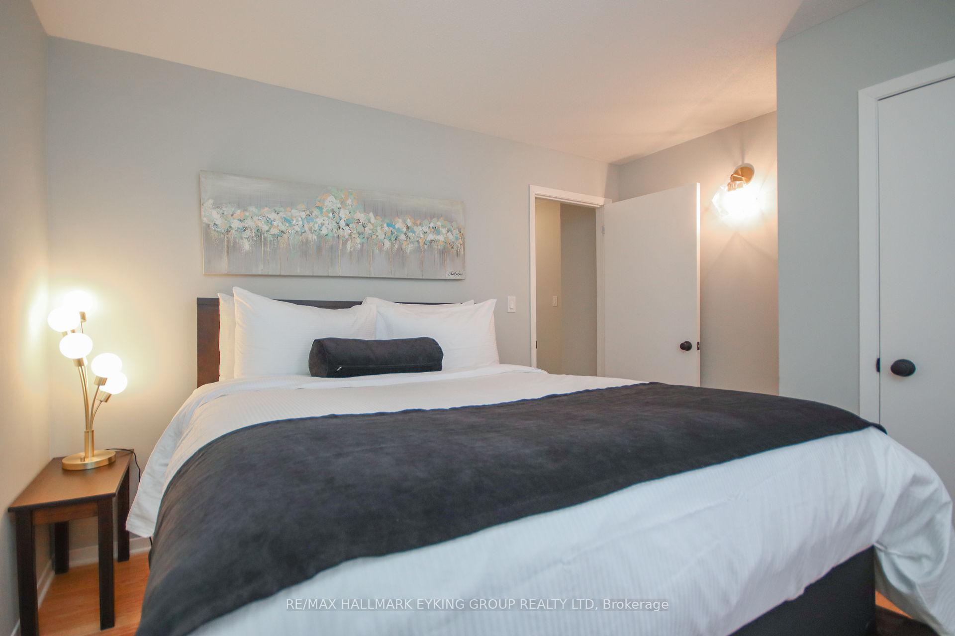 Photo 39 of 239 York Street, Ottawa, Lower Town — HOMEH