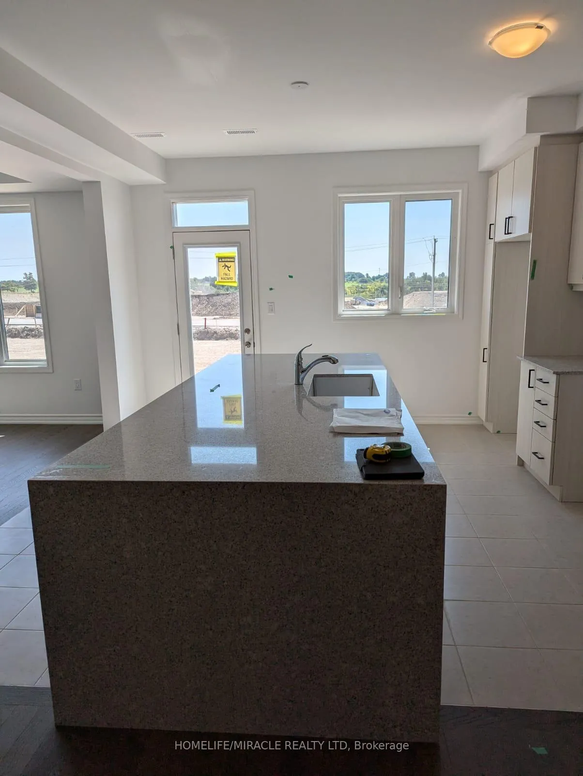Photo 3 of Unit Upper, 65 Suzuki Street, Barrie, Rural Barrie Southeast — HOMEH