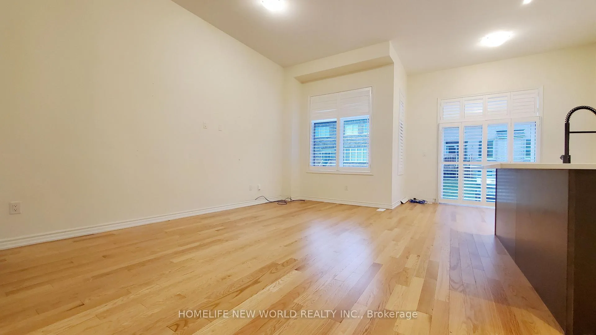 Photo 2 of 57 Mountainside Crescent, Whitby, Rolling Acres — HOMEH