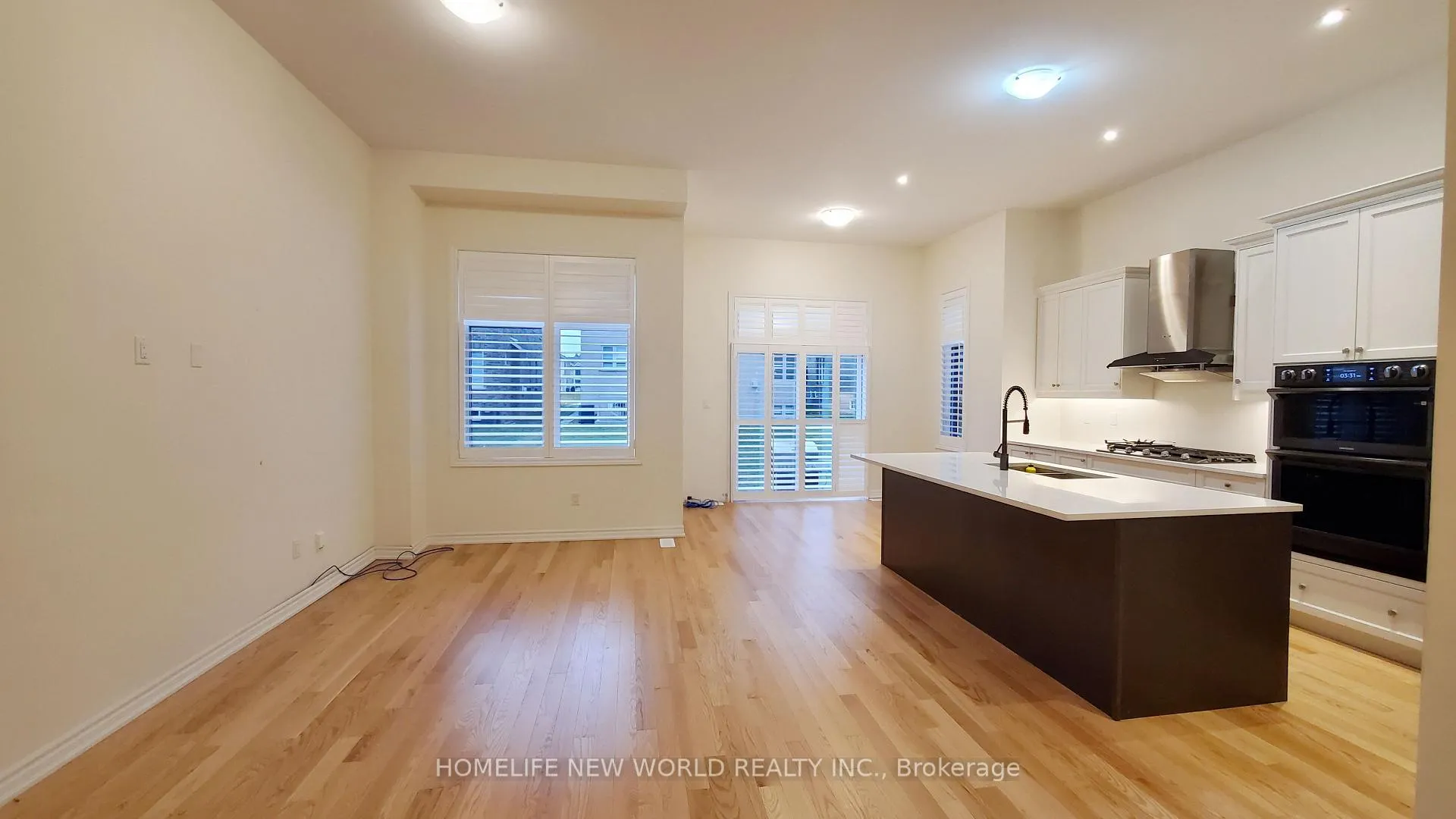 Photo 3 of 57 Mountainside Crescent, Whitby, Rolling Acres — HOMEH
