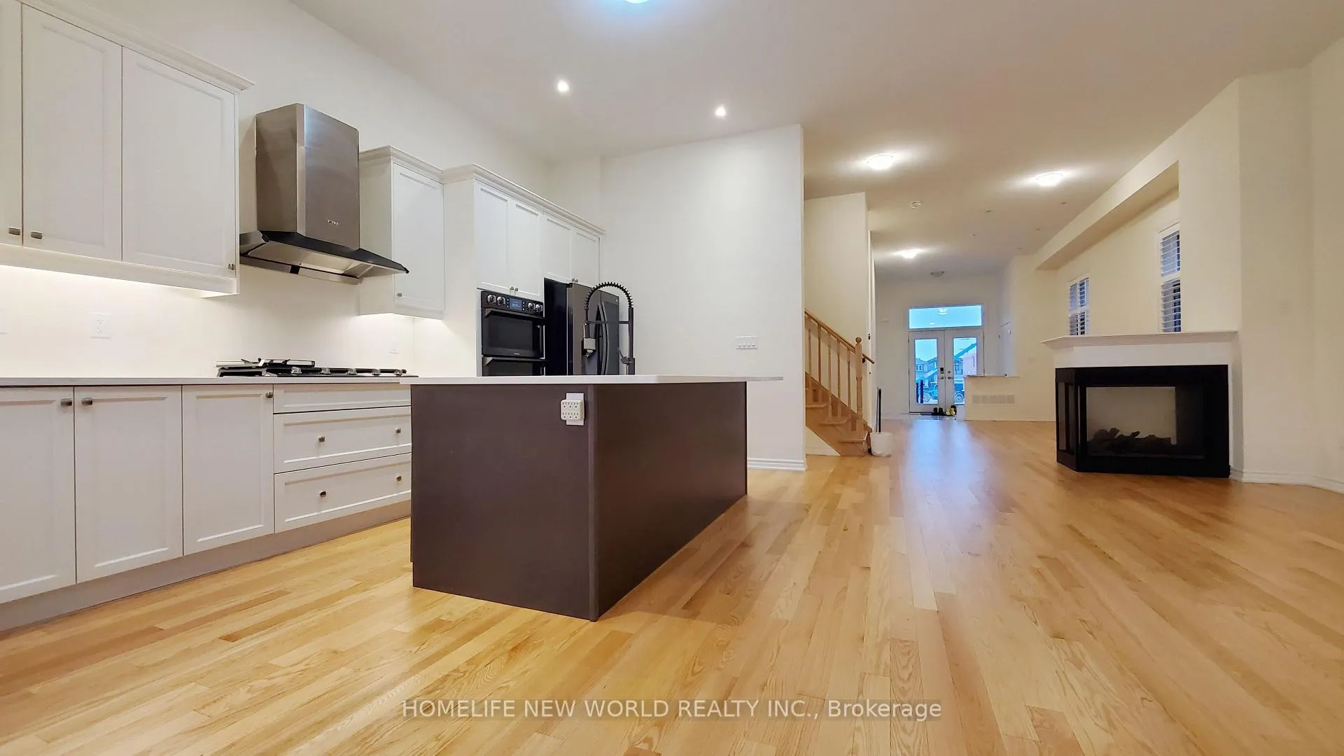 Photo 4 of 57 Mountainside Crescent, Whitby, Rolling Acres — HOMEH