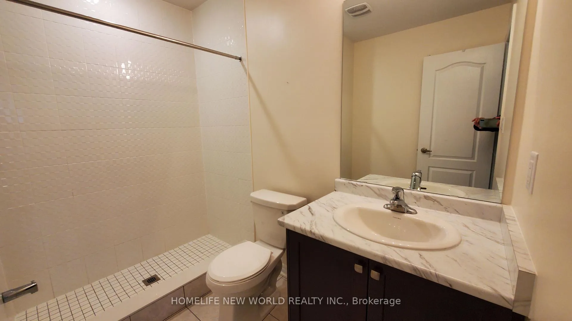 Photo 12 of 57 Mountainside Crescent, Whitby, Rolling Acres — HOMEH