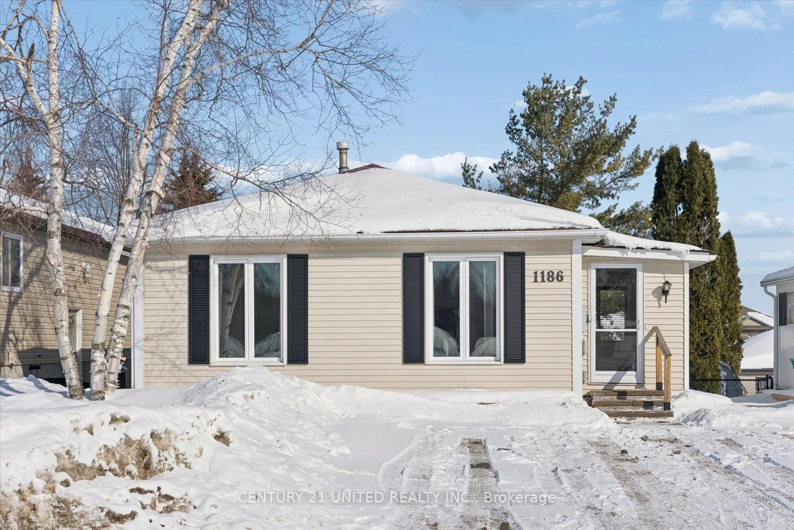 Photo 1 of 1186 Neptune Street, Peterborough, Northcrest Ward 5 — HOMEH