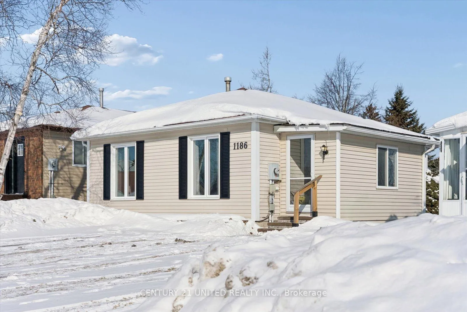 Photo 6 of 1186 Neptune Street, Peterborough, Northcrest Ward 5 — HOMEH