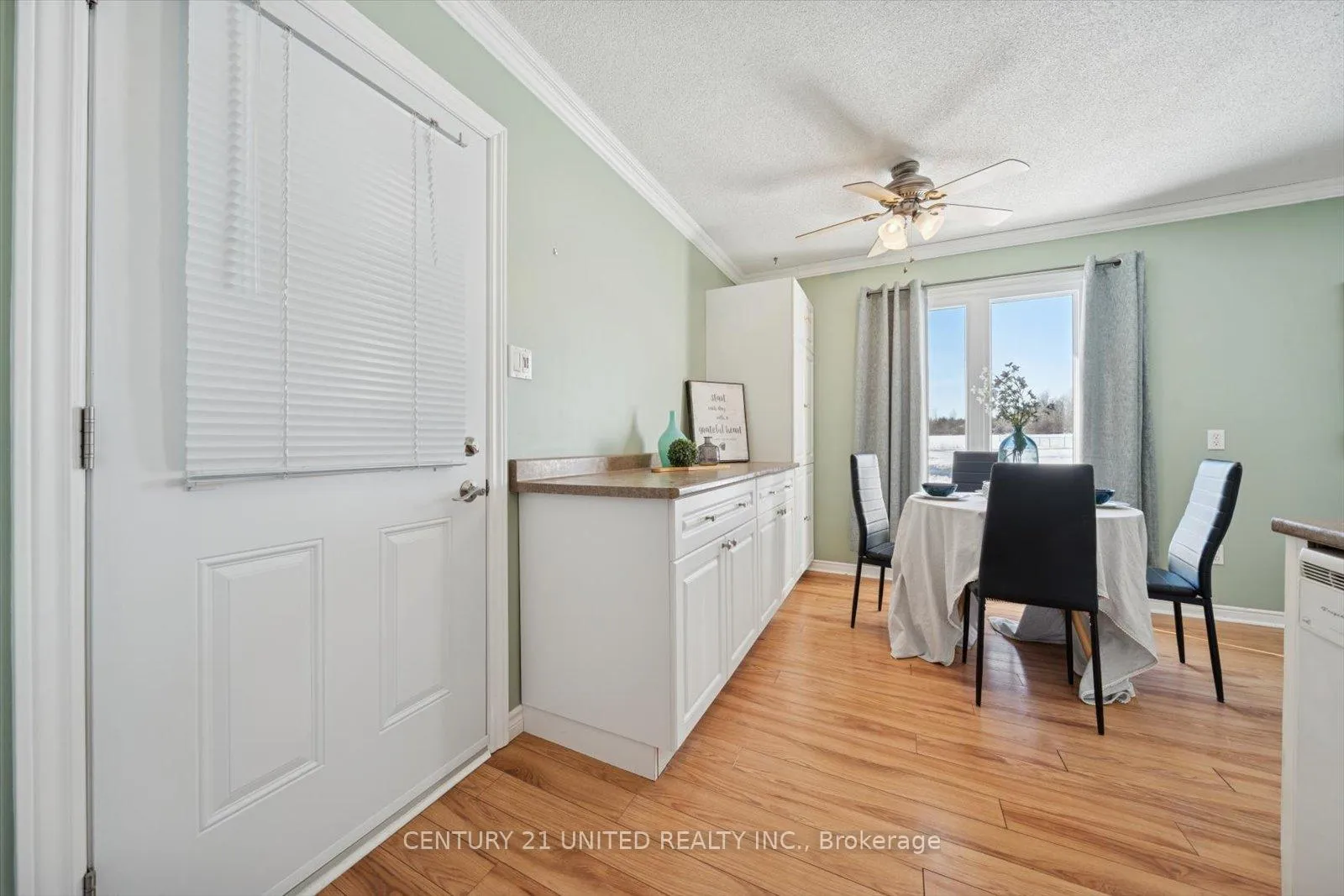 Photo 9 of 1186 Neptune Street, Peterborough, Northcrest Ward 5 — HOMEH