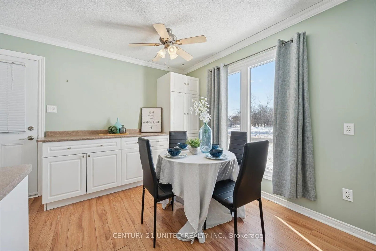 Photo 10 of 1186 Neptune Street, Peterborough, Northcrest Ward 5 — HOMEH